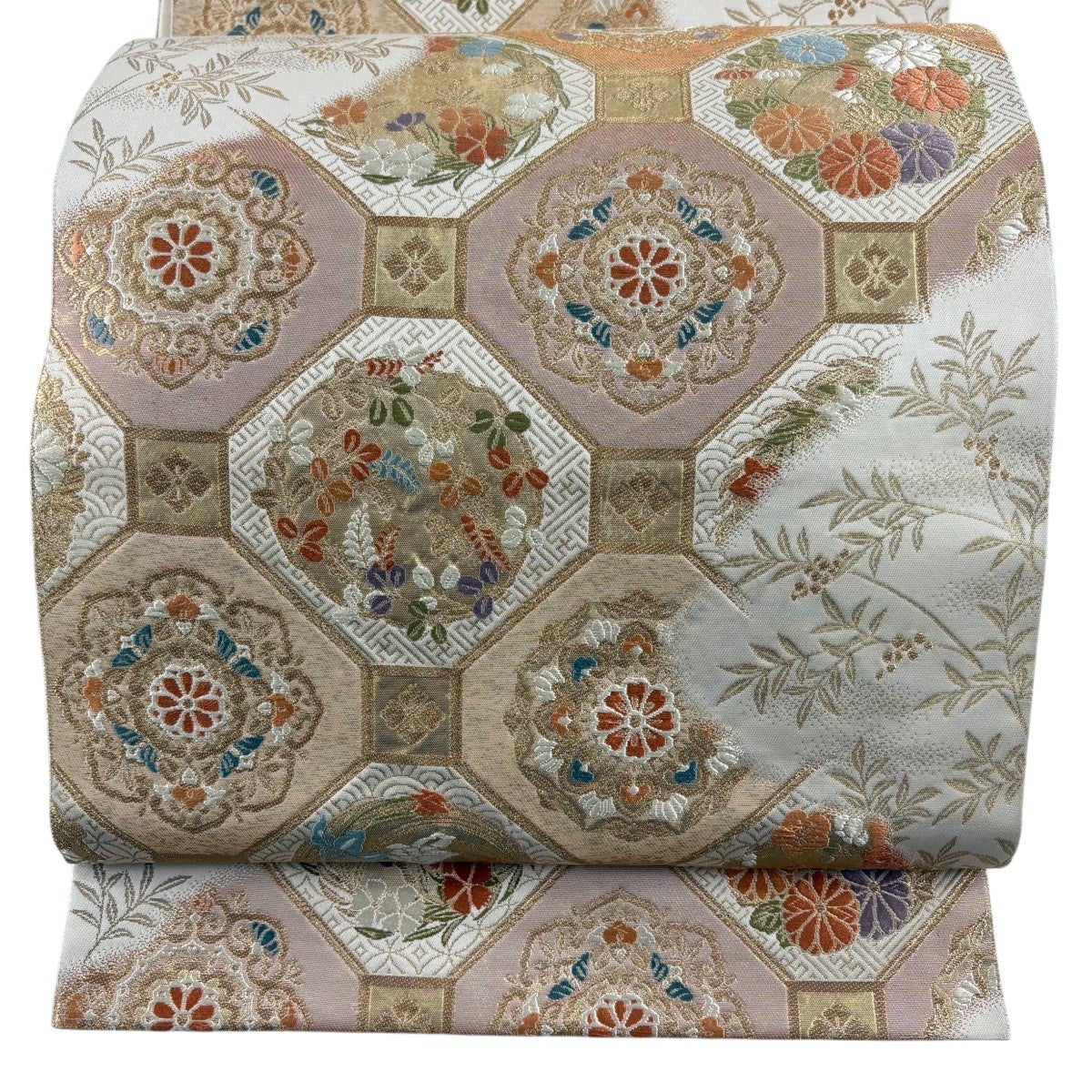 袋帯 華文 箔 金糸 秀品 美品 服部織物 六通 落款 金色 正絹 関西