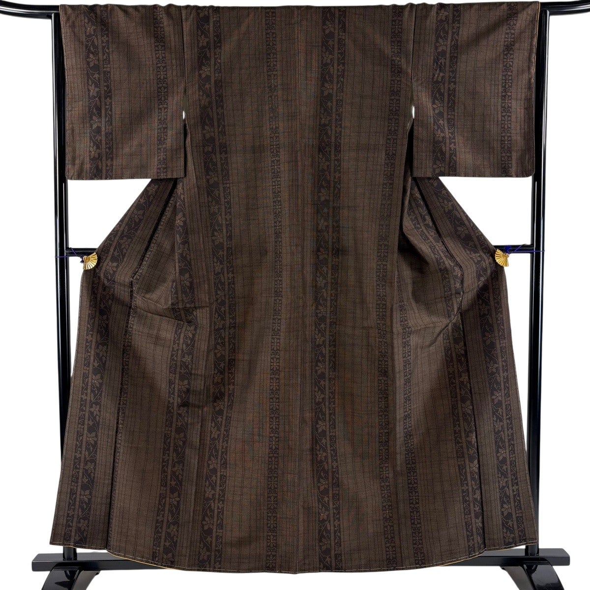 紬 身丈163cm 裄丈67.5cm L 袷 幾何学 灰紫 正絹 逸品｜中古・古着