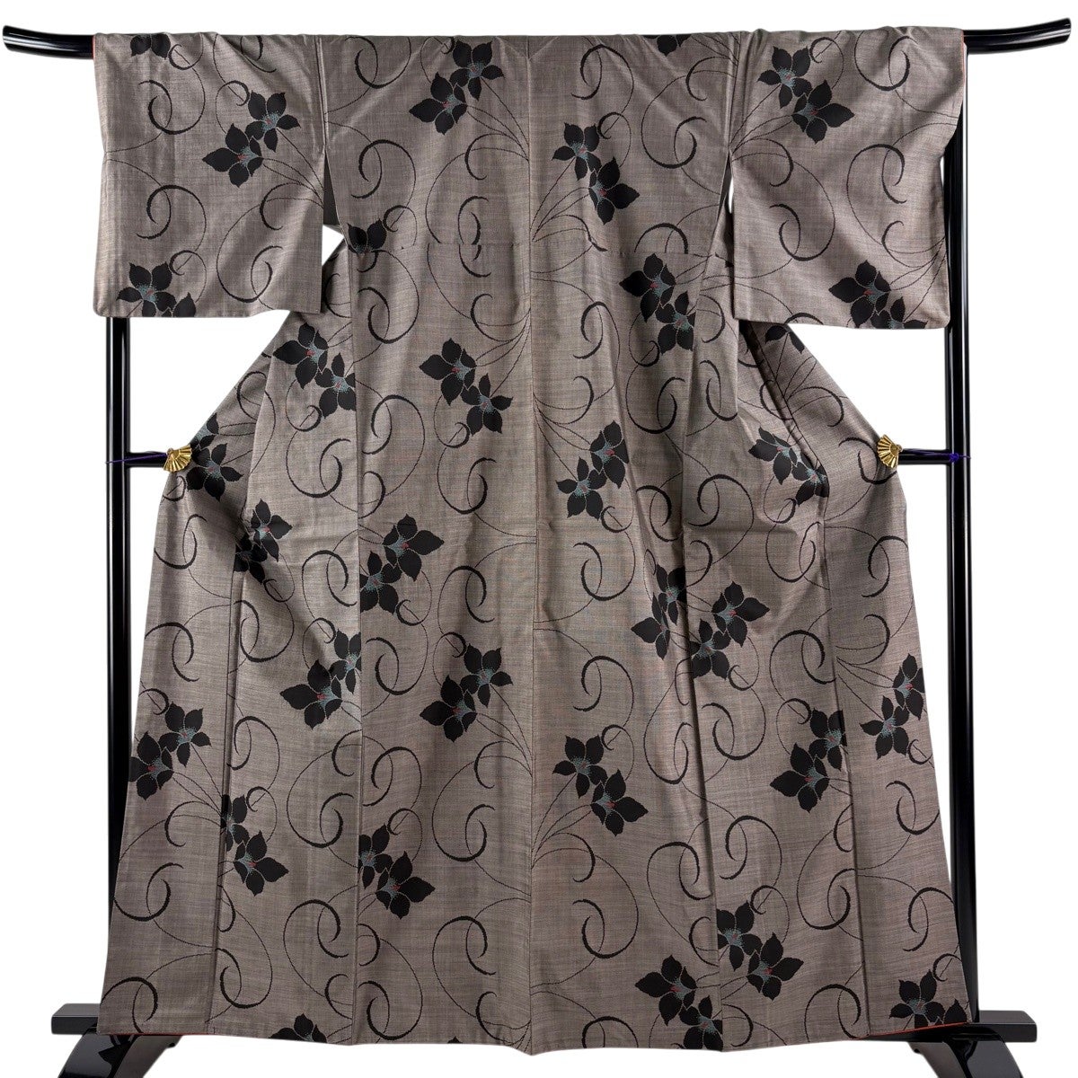 紬 身丈161.5cm 裄丈67.5cm L 袷 枝花 器物 クリーム 正絹 秀品｜中古
