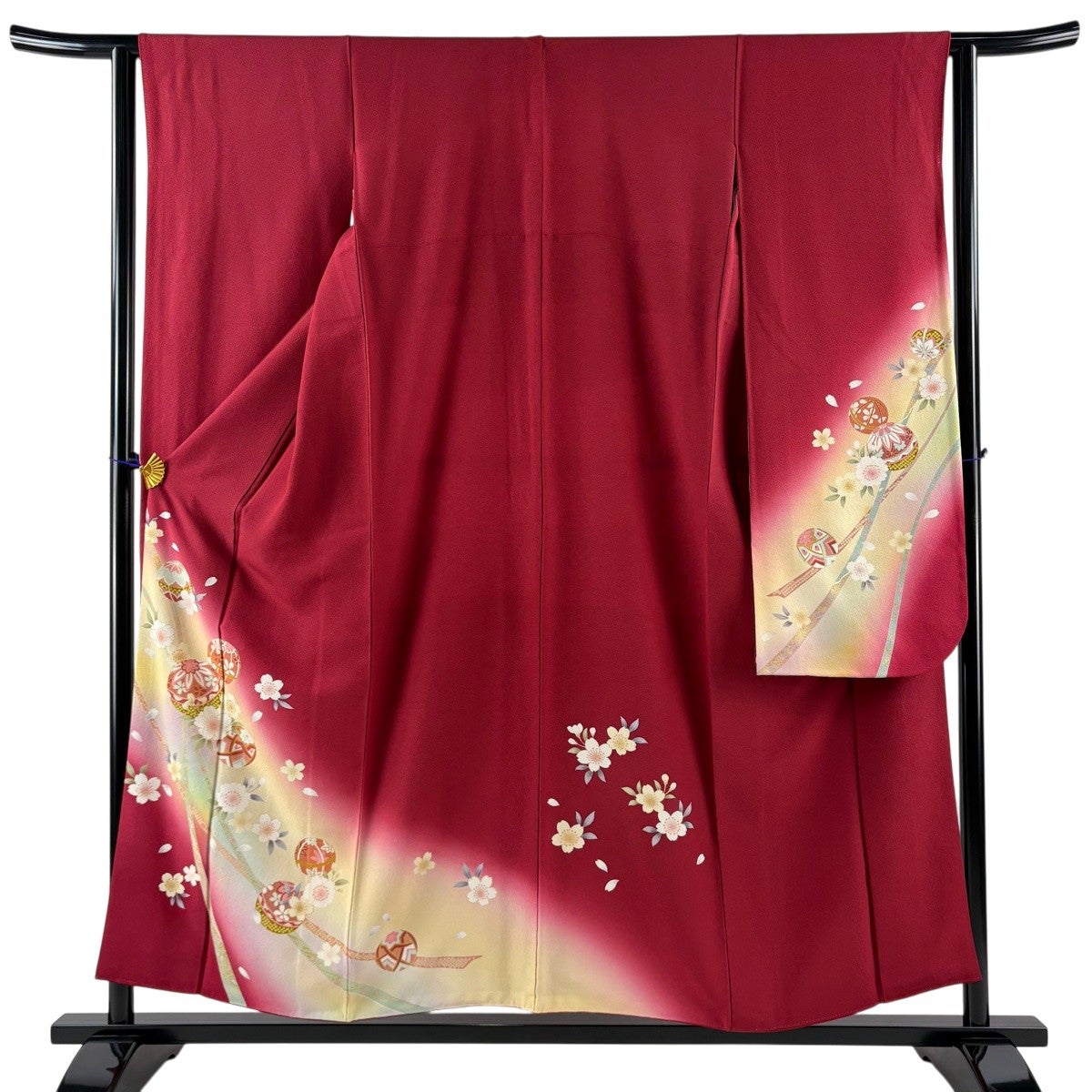 美品】 振袖 身丈155cm 裄丈62cm S 袷 手鞠 桜 金彩 ぼかし 茜色 正絹