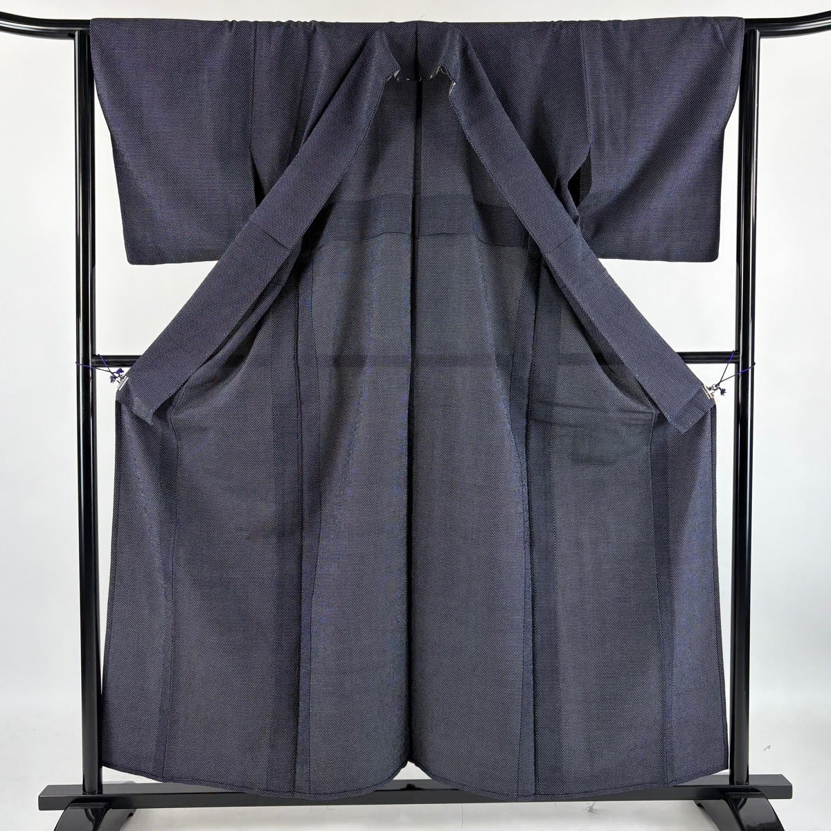 美品】 紬 身丈158cm 裄丈63.5cm S 単衣 絣柄 濃紺 正絹 名品｜中古