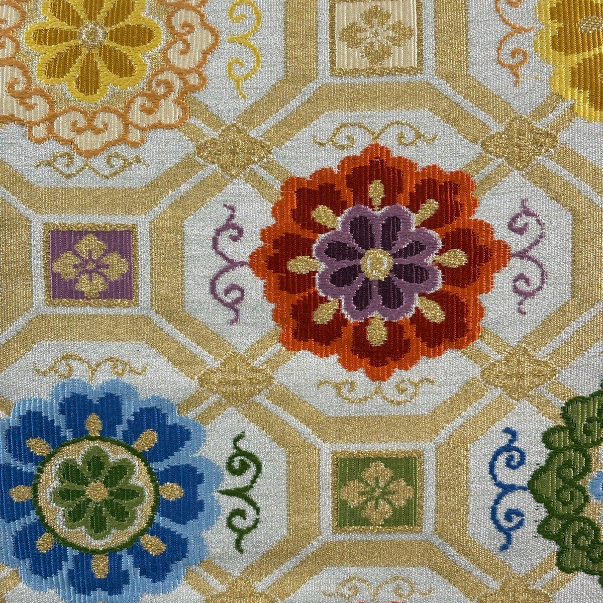 名古屋帯 優品 松葉仕立て 八寸名古屋帯 蜀江文 菊 金糸 箔 灰白 正絹