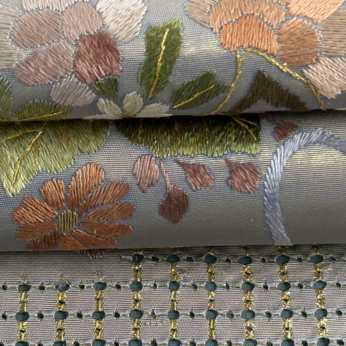 袋帯 逸品 草花 小槌 刺繍 箔 金色 六通 正絹｜中古・古着・リサイクル