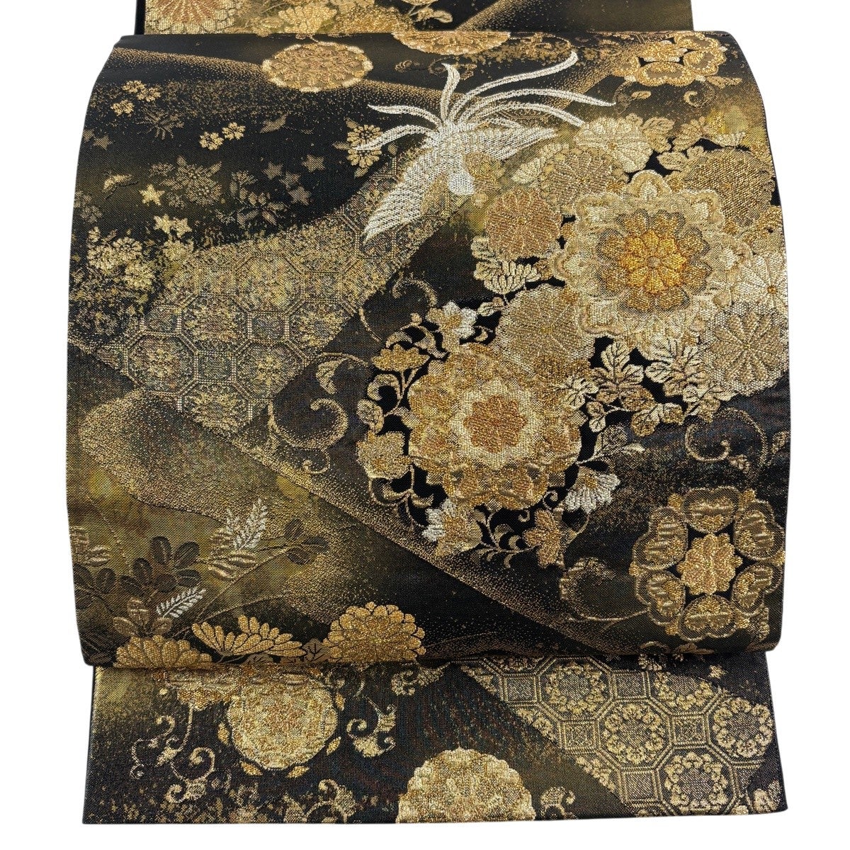袋帯 黒地 華文 菊文様 金糸 六通柄 美品】 袋帯 秀品 裂取菊華文 蜀江文 箔 金糸 黒 六通 正絹｜中古