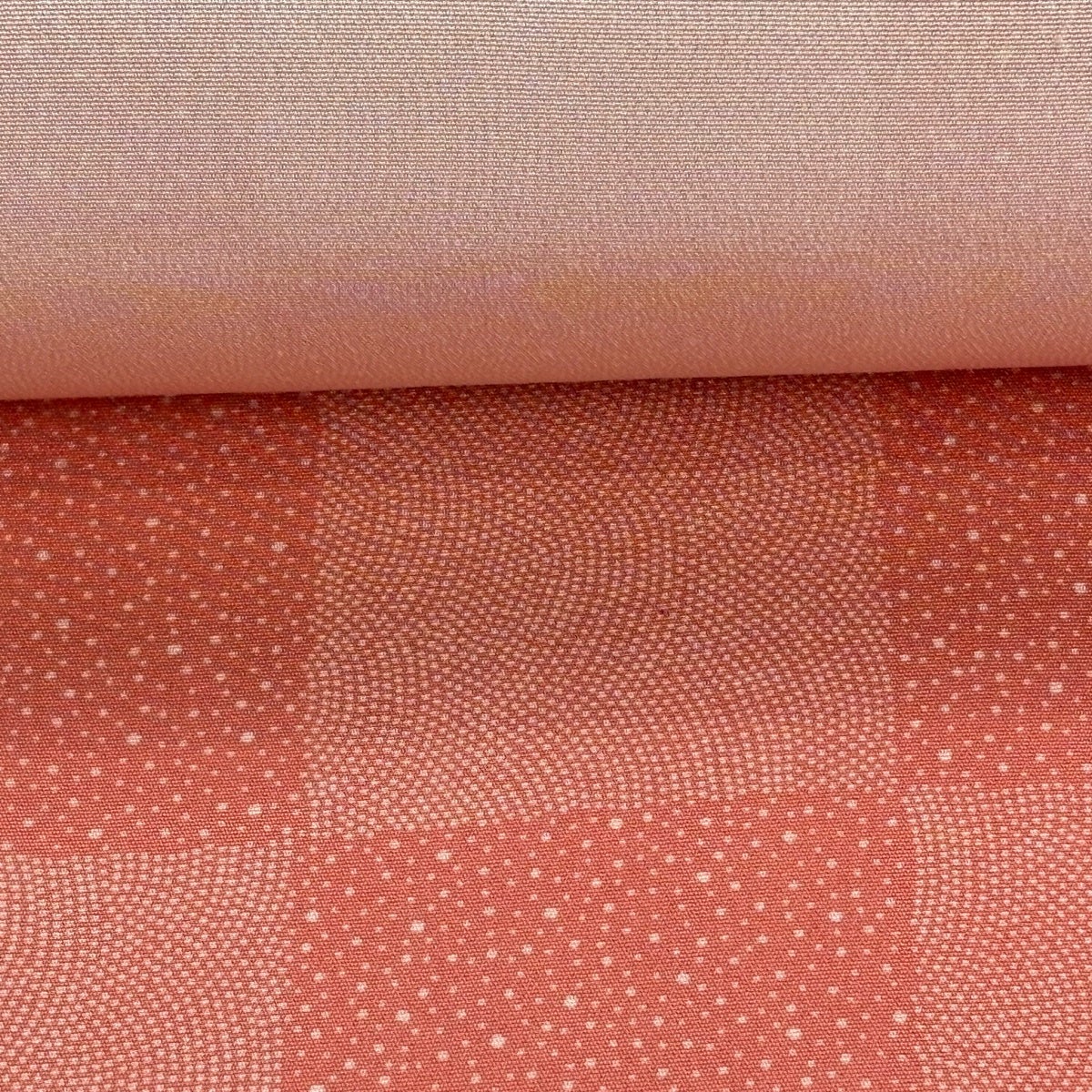 反物 秀品 江戸小紋 落款有 市松模様 鮫 サーモンピンク 正絹｜中古
