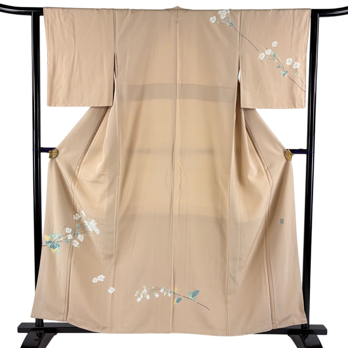 美品】 付下げ 身丈158cm 裄丈62.5cm S 袷 落款あり 枝花 薄茶色 正絹