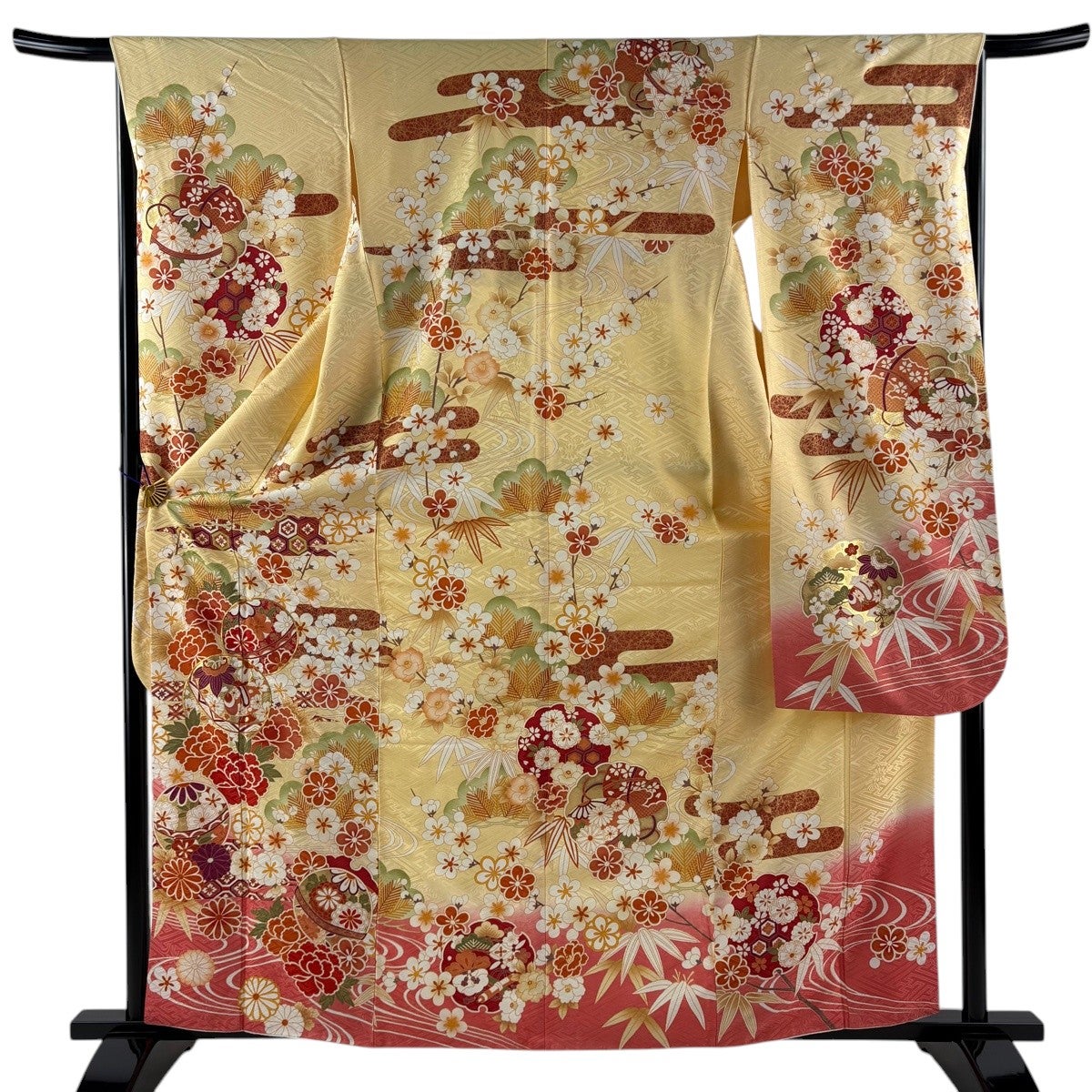 美品】 振袖 身丈162.5cm 裄丈66cm M 袷 手鞠 松竹梅 金糸 金彩 薄黄