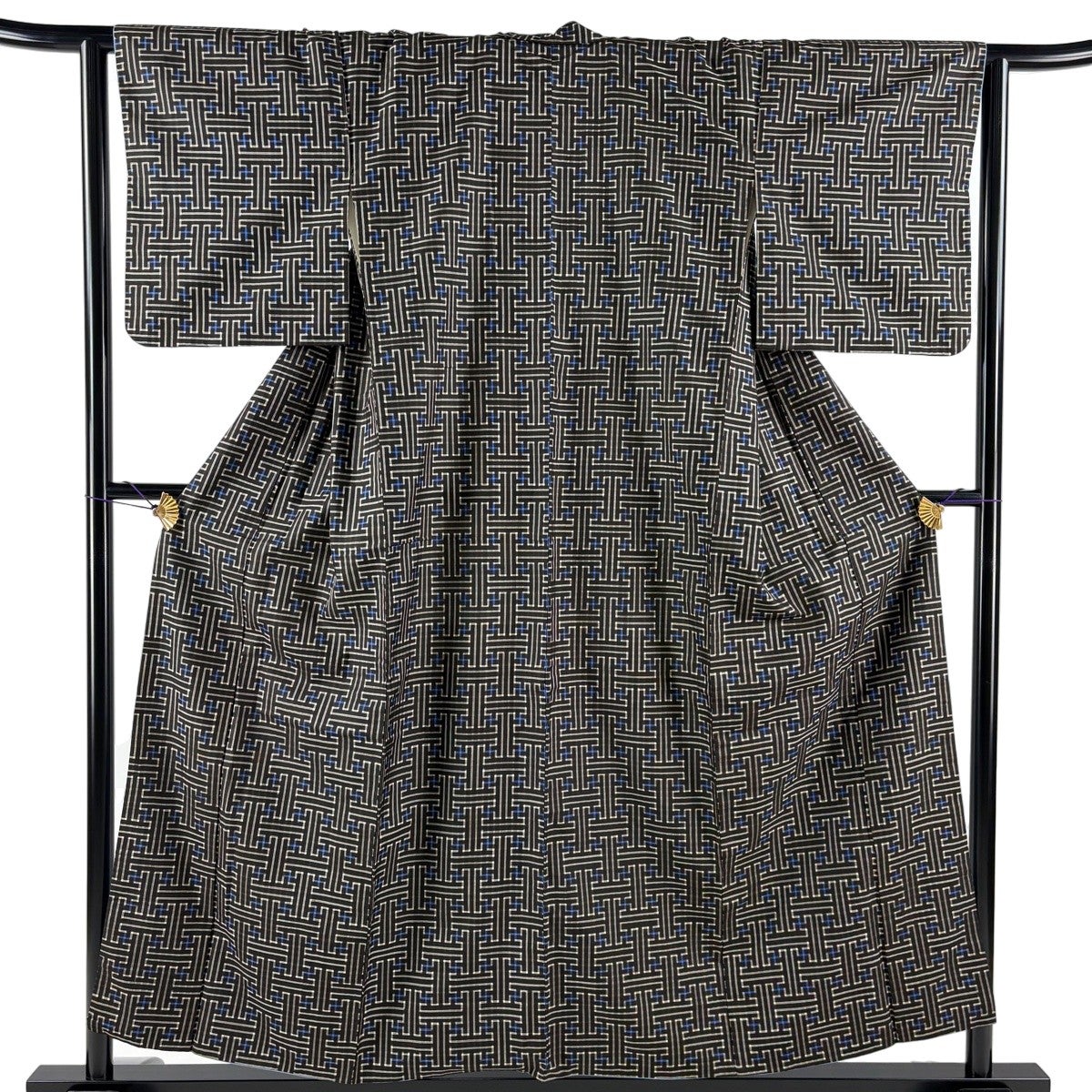 紬 身丈158cm 裄丈67cm M 袷 草木染 幾何学模様 絣 焦茶色 正絹 秀品