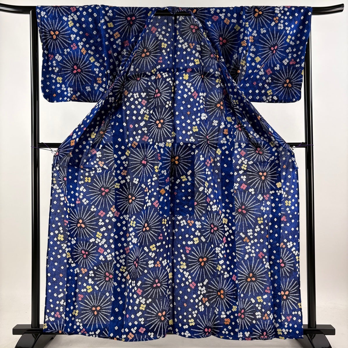 美品】 浴衣 身丈158.5cm 裄丈65cm M 絞り浴衣 若松 青 綿 名品｜中古