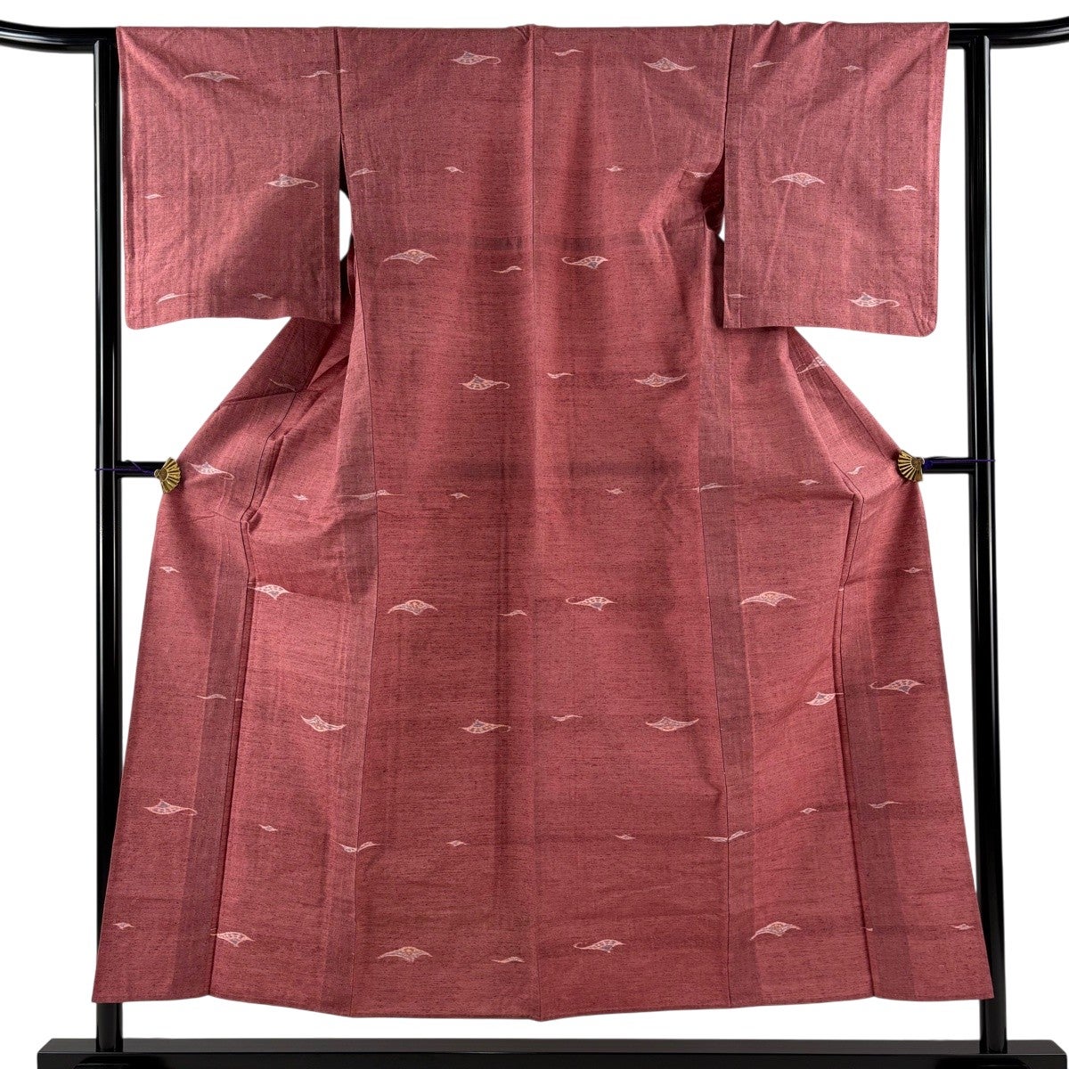 美品】 紬 身丈153.5cm 裄丈62cm S 単衣 バチ衿 幾何学模様 濃ピンク