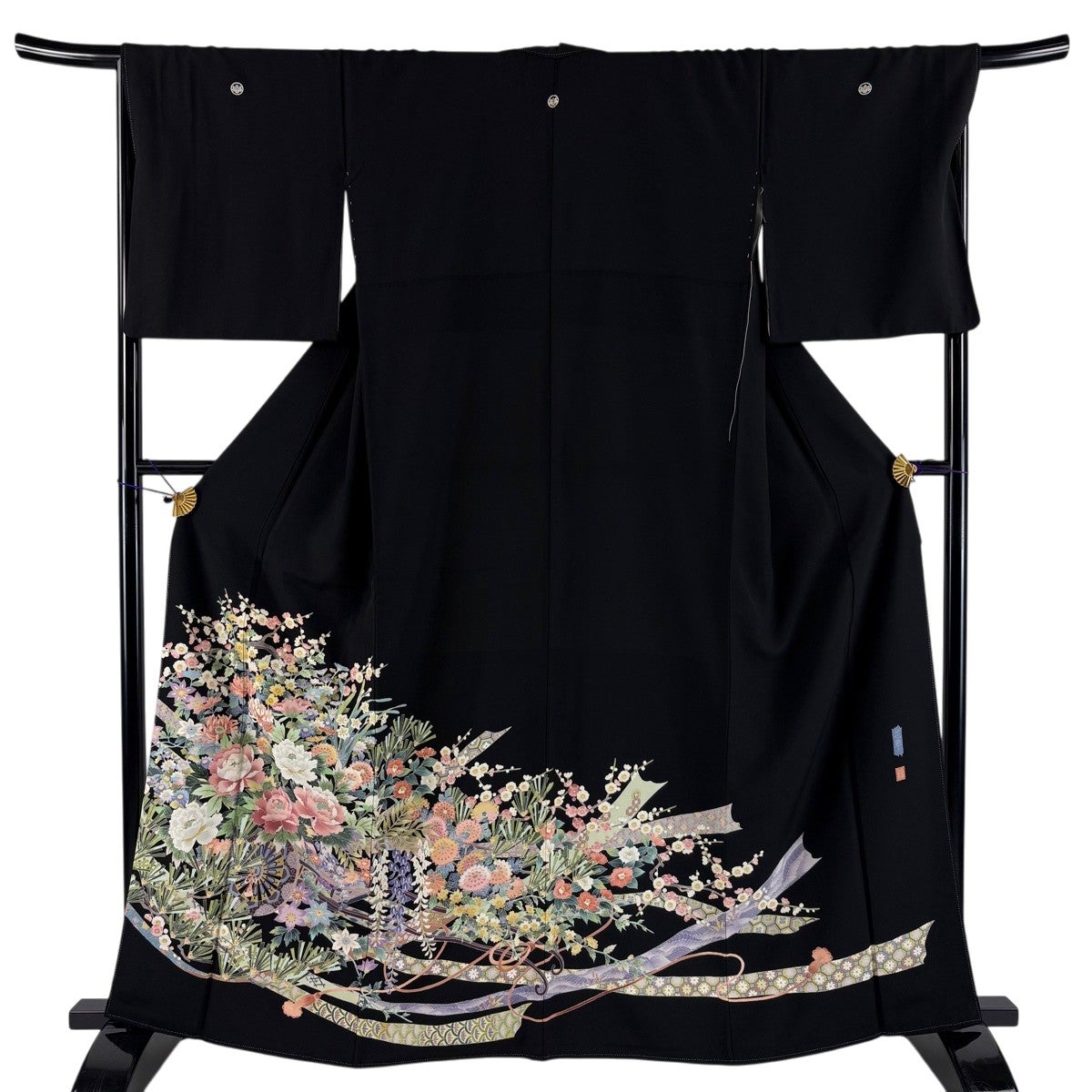 美品】黒留袖 身丈157cm 裄丈64cm M 袷 落款あり 松竹梅 鶴 ぼかし 黒