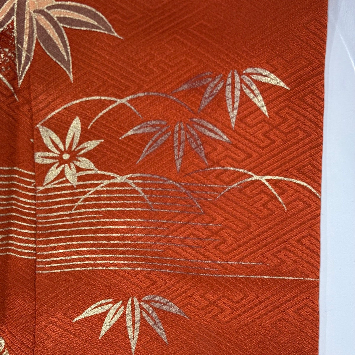 振袖 身丈166cm 裄丈67cm M 袷 鼓 草花 金彩 染め分け 赤茶 正絹 秀品