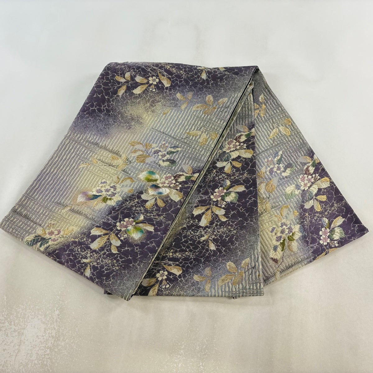 袋帯 秀品 やまと 桜 縞 金糸 箔 紫 六通 正絹｜中古・古着