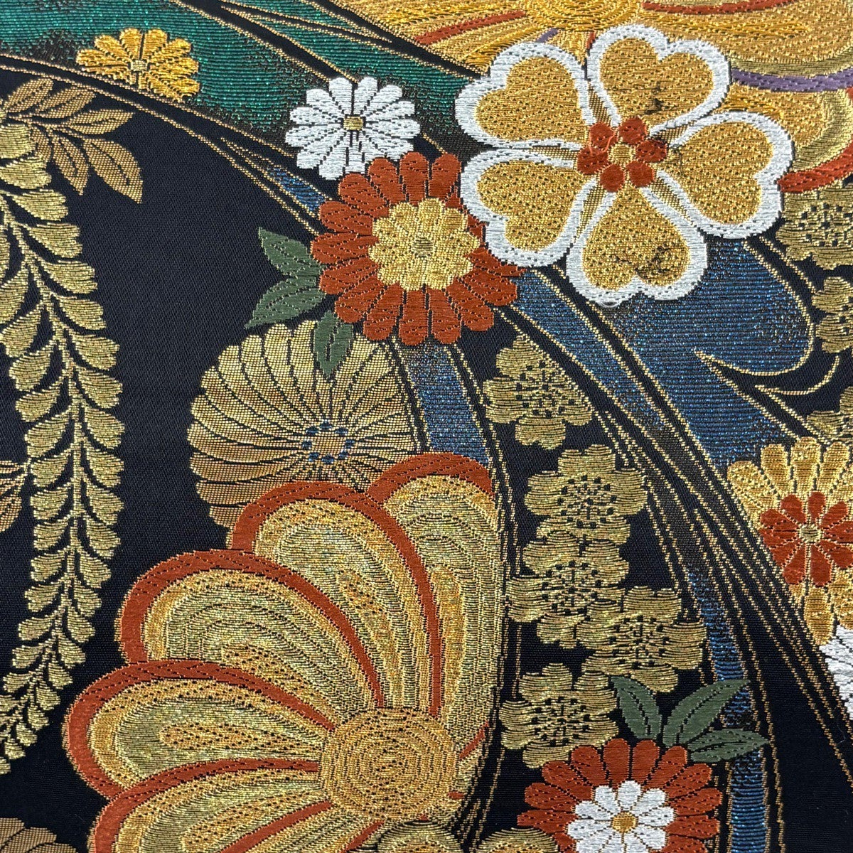 袋帯 秀品 草花 金糸 唐織 黒 六通 正絹｜中古・古着・リサイクル着物