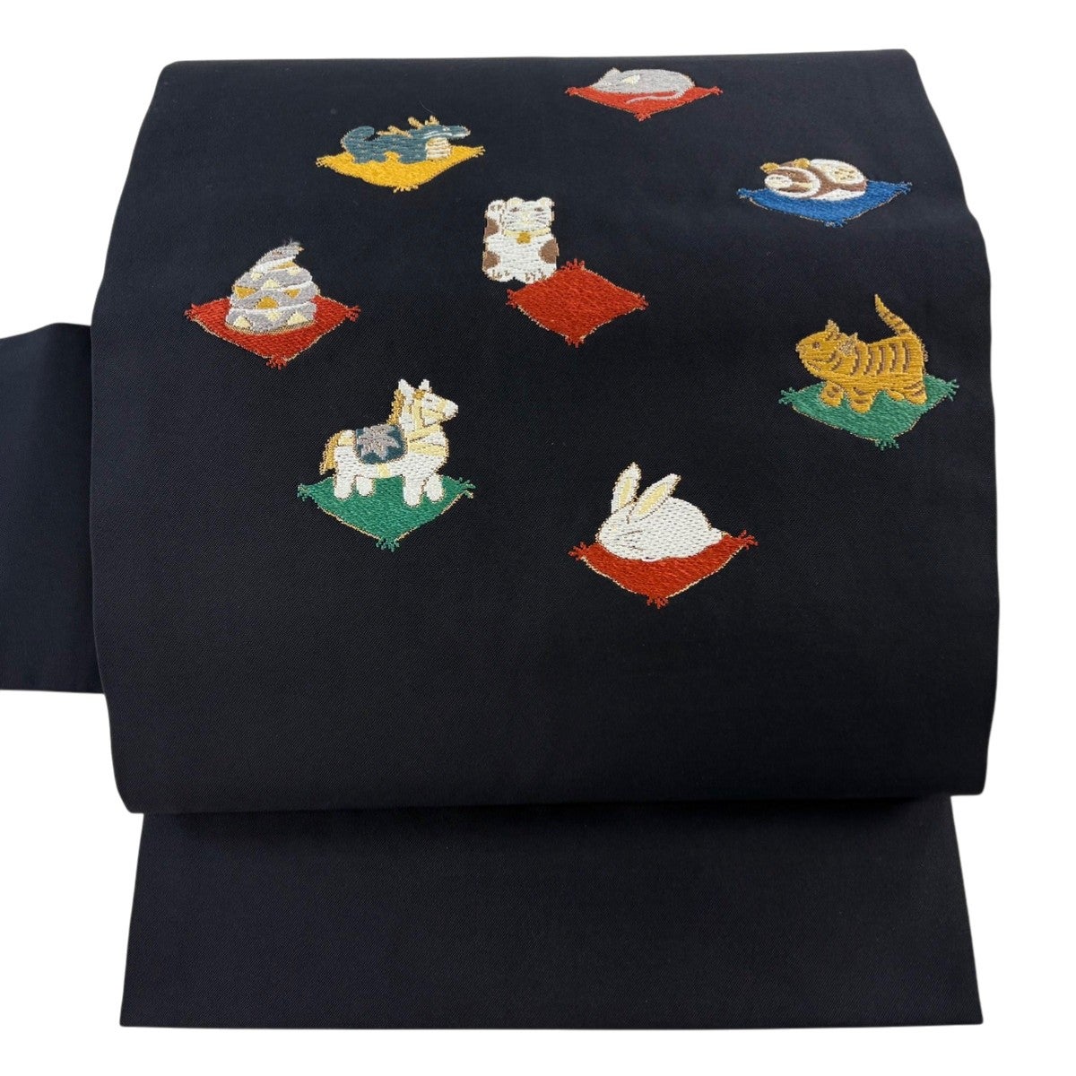 名古屋帯 逸品 干支 馬 刺繍 箔 黒 正絹｜中古・古着・リサイクル着物