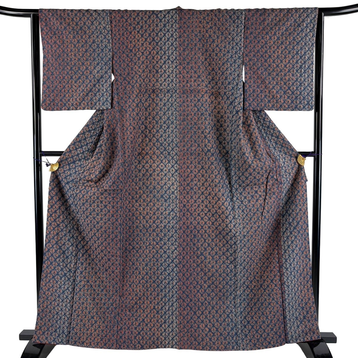 美品】 小紋 身丈165.5cm 裄丈67cm M 袷 幾何学模様 絞り ぼかし 紫