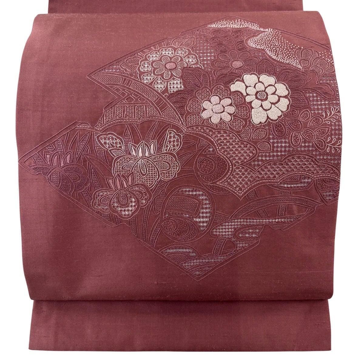 美品】 開き名古屋帯 秀品 草花 打ち出の小槌 相良刺繍 赤紫 正絹