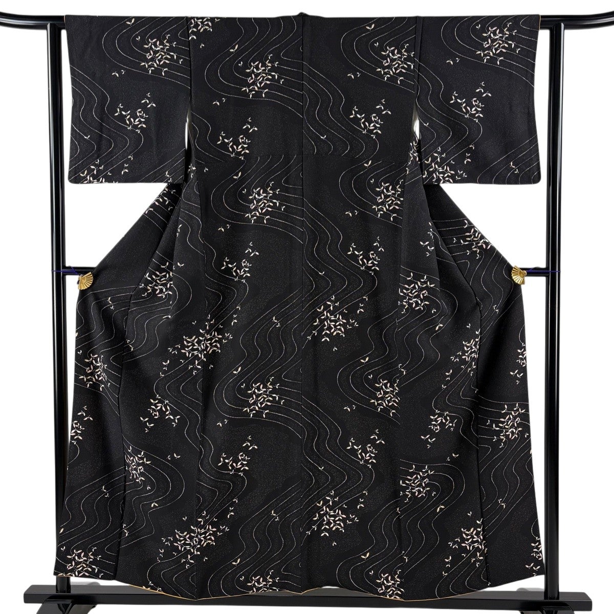 小紋 身丈155.5cm 裄丈63cm S 袷 松梅 草花 黒 正絹 秀品｜中古・古着
