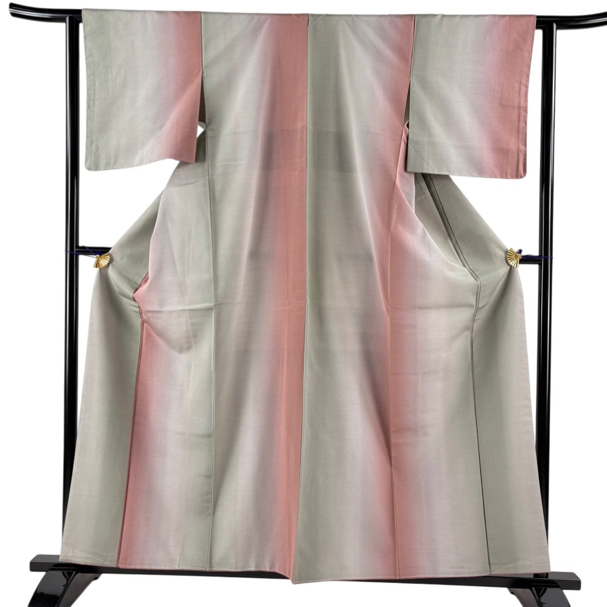 美品】 紬 身丈169.5cm 裄丈66cm L 袷 名古屋帯セット 縦ぼかし柄 紫 美品】 紬 身丈169.5cm 裄丈66cm L 袷 名古屋帯セット 縦ぼかし柄 紫