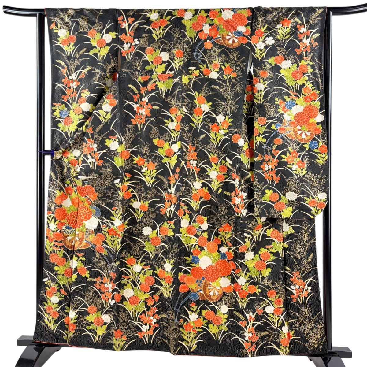 美品】 振袖 身丈160.5cm 裄丈62cm S 袷 花車 波 金通し 金彩 黒 正絹