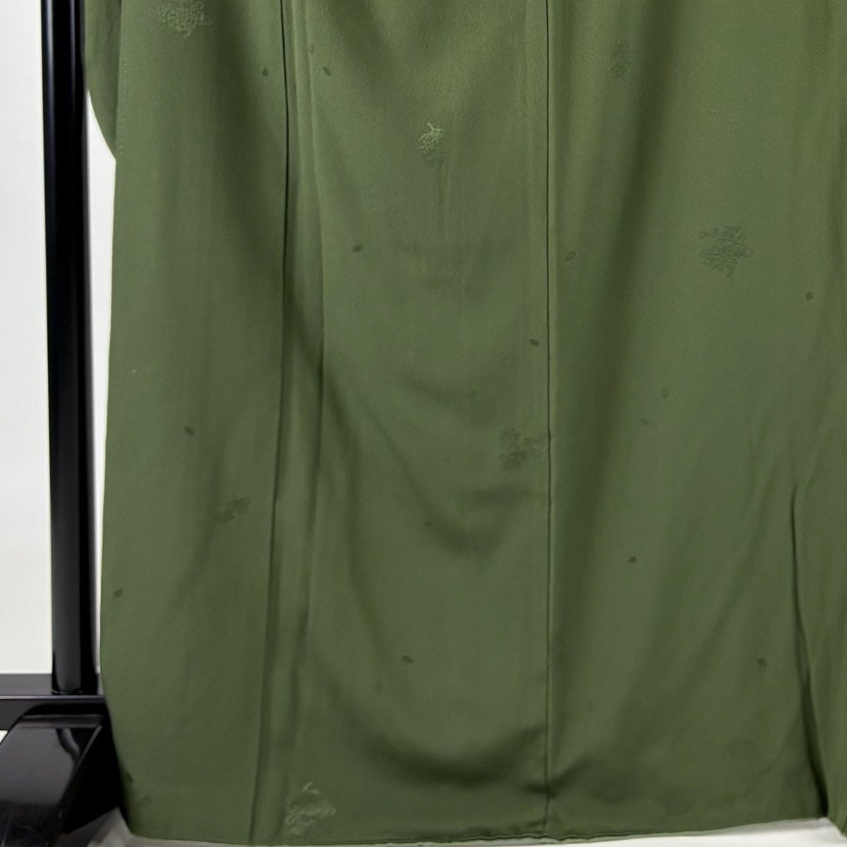 50%OFF 振袖 身丈168cm 裄丈67.5cm L 袷 山本寛斎 落款あり 地紋 深緑