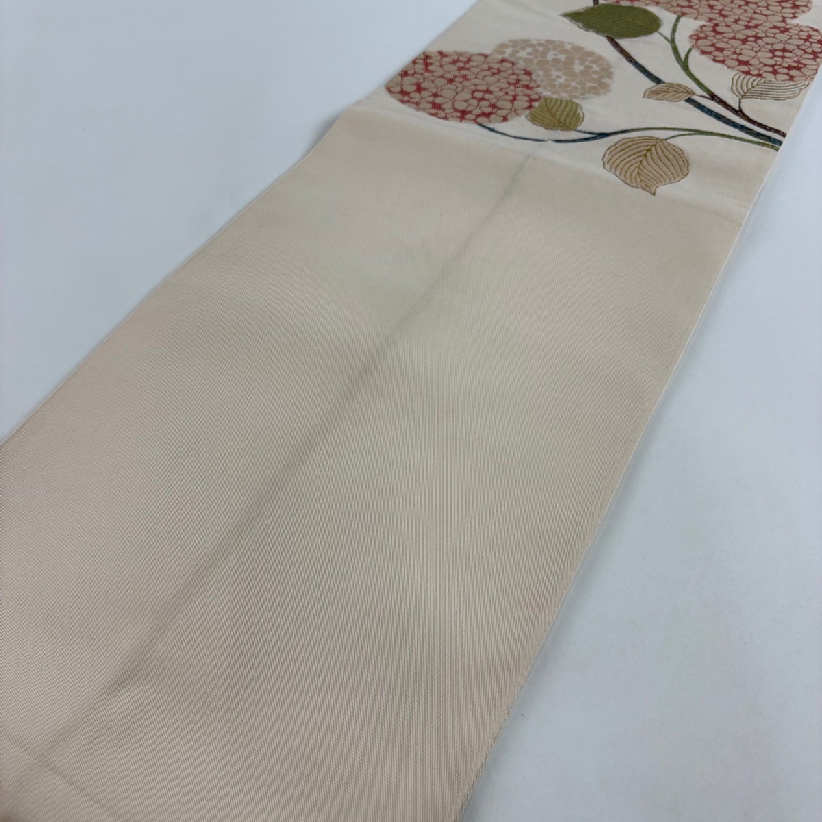 袋帯 名品 紫陽花 金糸 刺繍 ベージュ 六通 正絹｜中古・古着