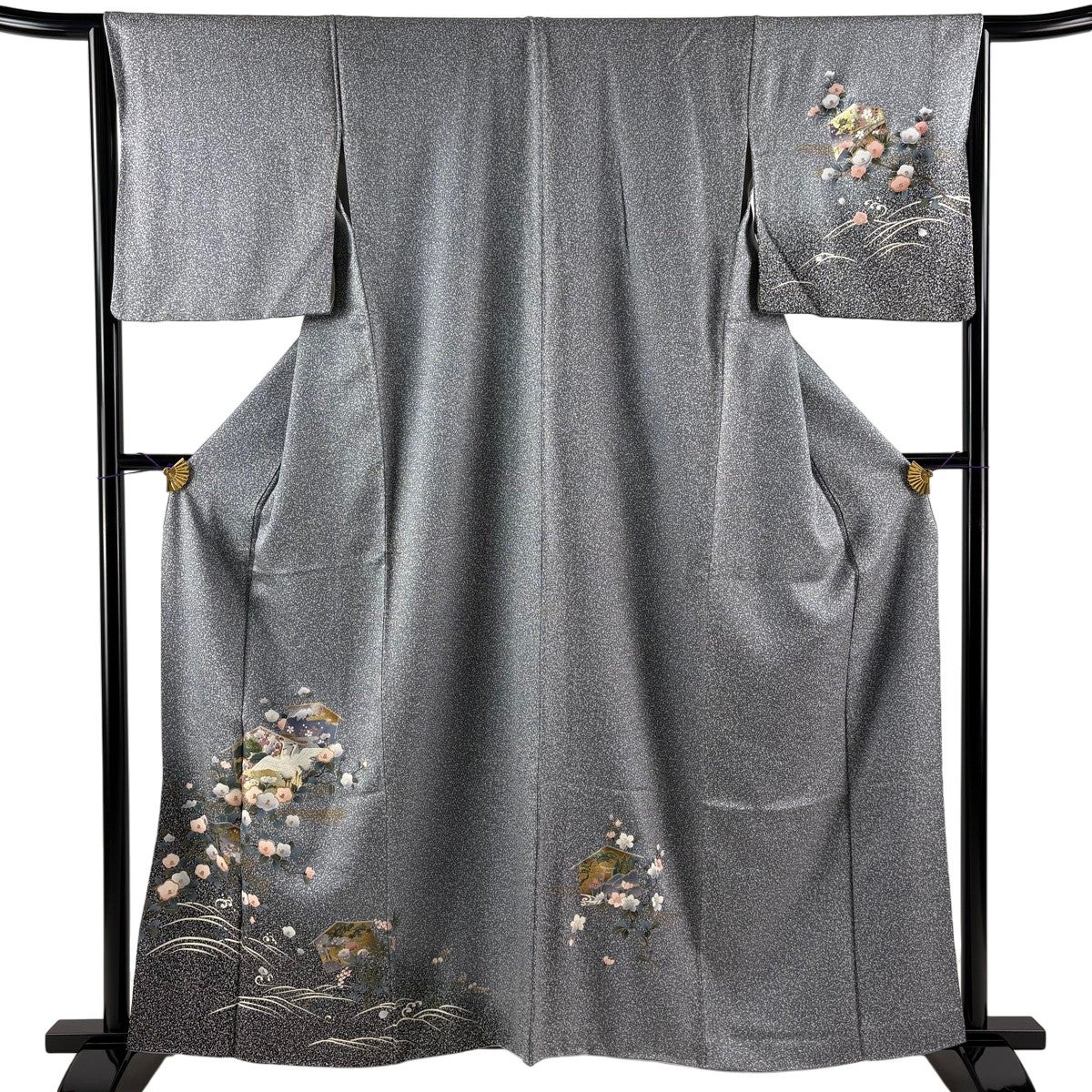 美品】 付下げ 身丈166.5cm 裄丈67cm M 袷 梅 松 総絞り 金糸 墨色