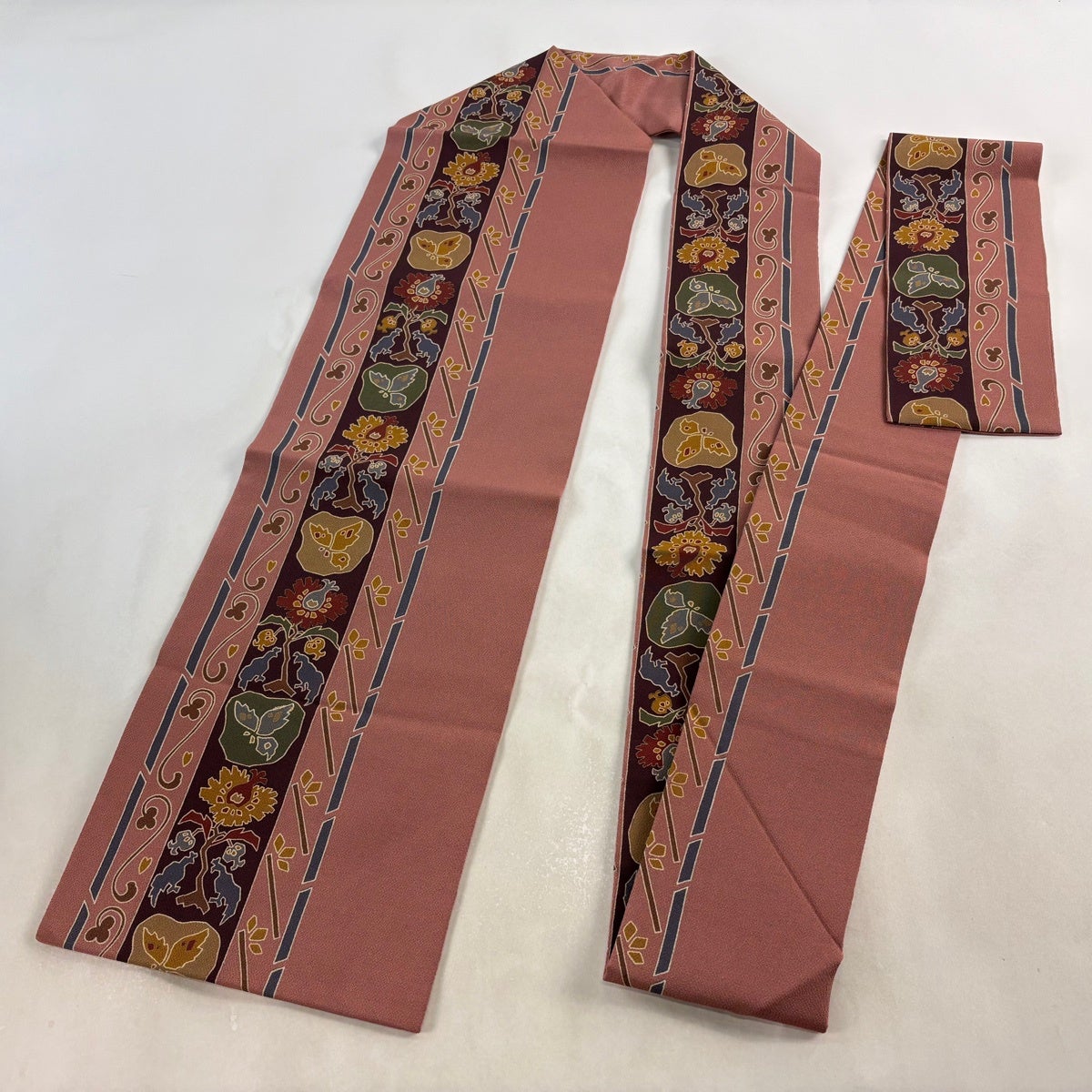 美品】 名古屋帯 秀品 向かい鳥 草花 薄小豆 正絹｜中古・古着