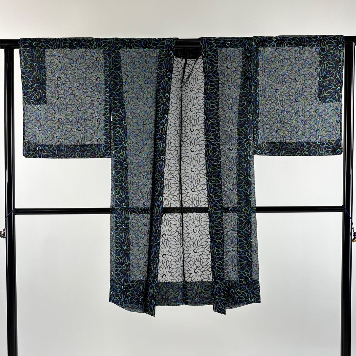 美品】 羽織 身丈103cm 裄丈65cm M 紗 花 黒 正絹 逸品|中古・古着 美品】 羽織 身丈103cm 裄丈65cm M 紗 花 黒 正絹 逸品|中古・古着