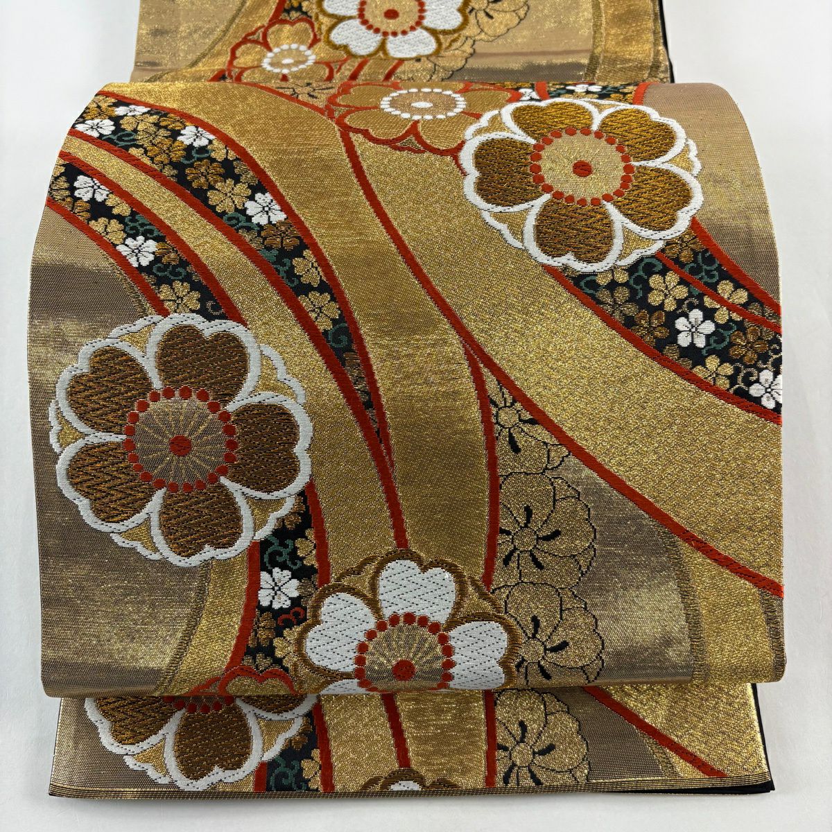 美品】 袋帯 逸品 落款あり 証紙あり 市田ひろみ 牡丹 鴛鴦 金糸 箔