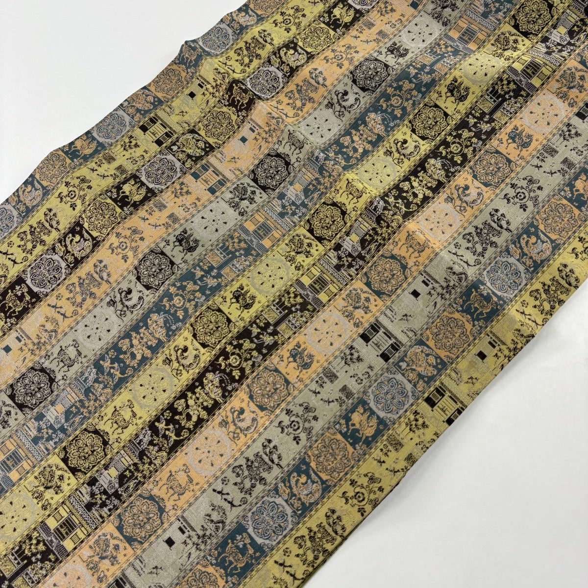 開き名古屋帯 名品 龍村美術織物 比翼仕立て 紅牙瑞錦 箔 青灰色 正絹