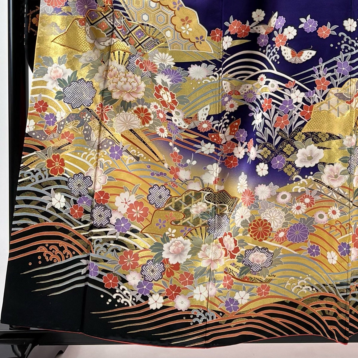 付け下げ　身丈　裄　金彩　グラデーション　花模様　着物　051b p 振袖 身丈158cm 裄丈65cm M 袷 鈴乃屋 扇 草花 金糸 金彩＼ 濃紫 正絹