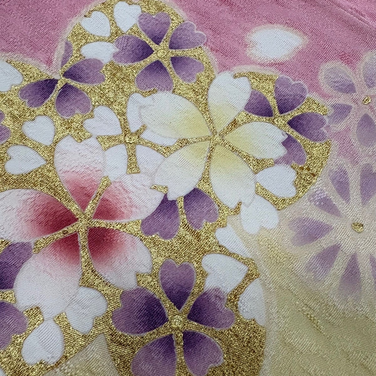 振袖 身丈176cm 裄丈72cm L 袷 桜 花びら 金彩 ぼかし ピンク 正絹 秀