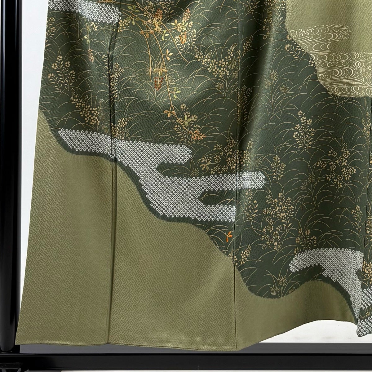 訪問着 身丈154cm 裄丈63cm S 袷 萩 ヱ霞 絞り 刺繍 灰緑 正絹 秀品 一