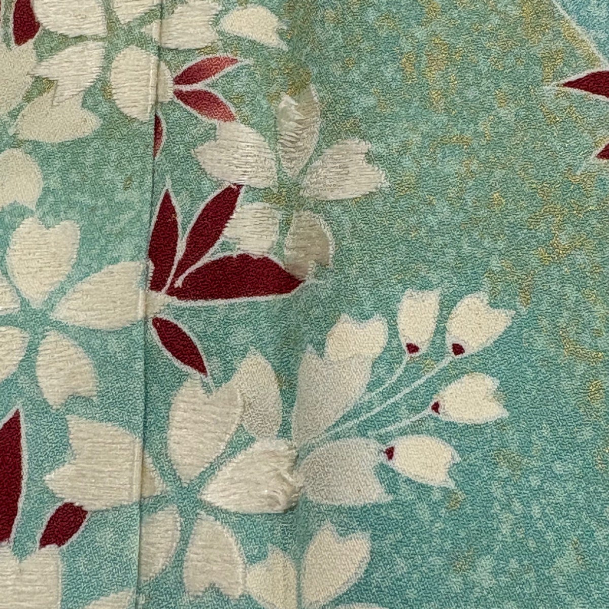付下げ 身丈157cm 裄丈65cm M 袷 落款あり 桜 山 刺繍 金彩 灰色 正絹