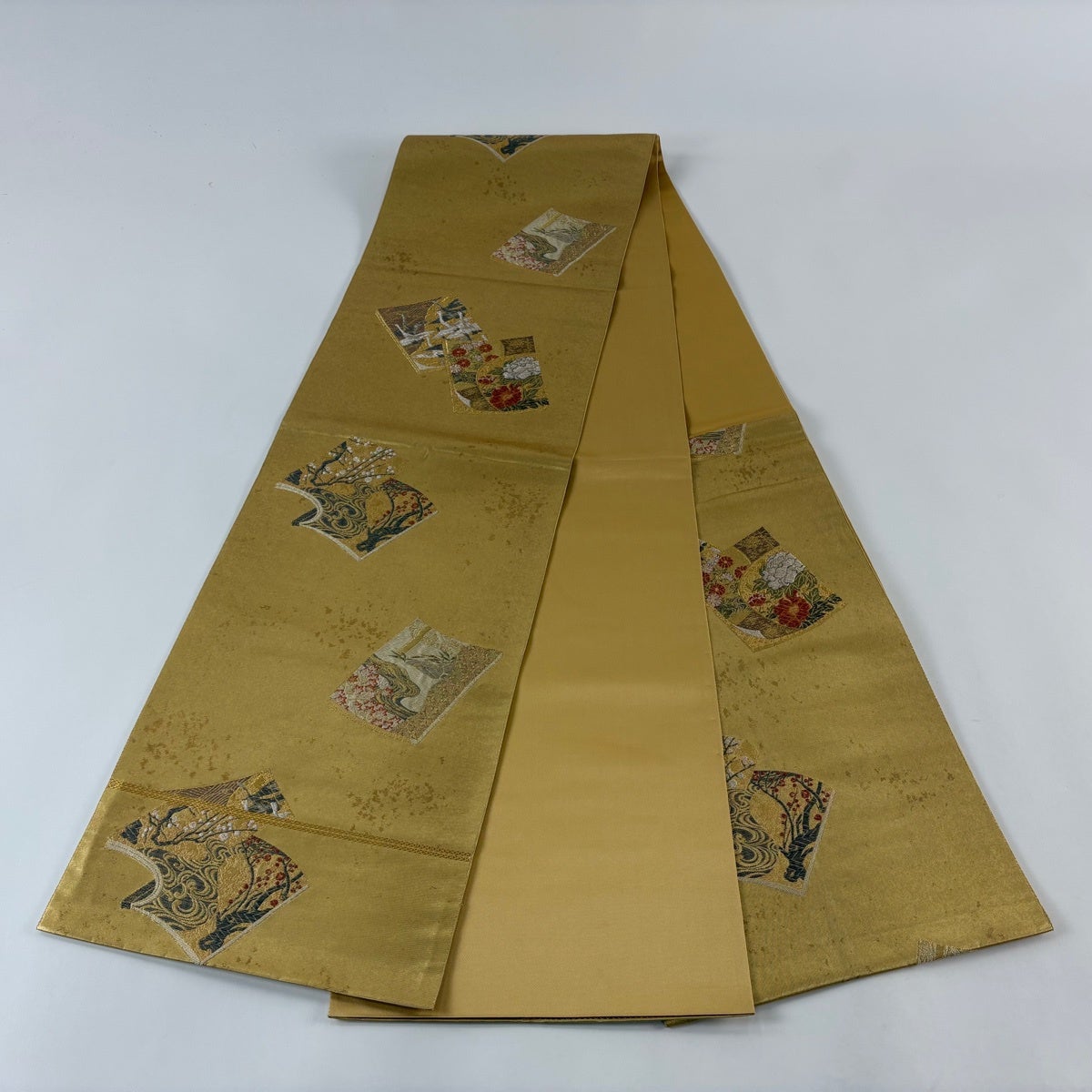 美品】 袋帯 秀品 冊子 花鳥 金糸 箔 金色 六通 正絹｜中古・古着