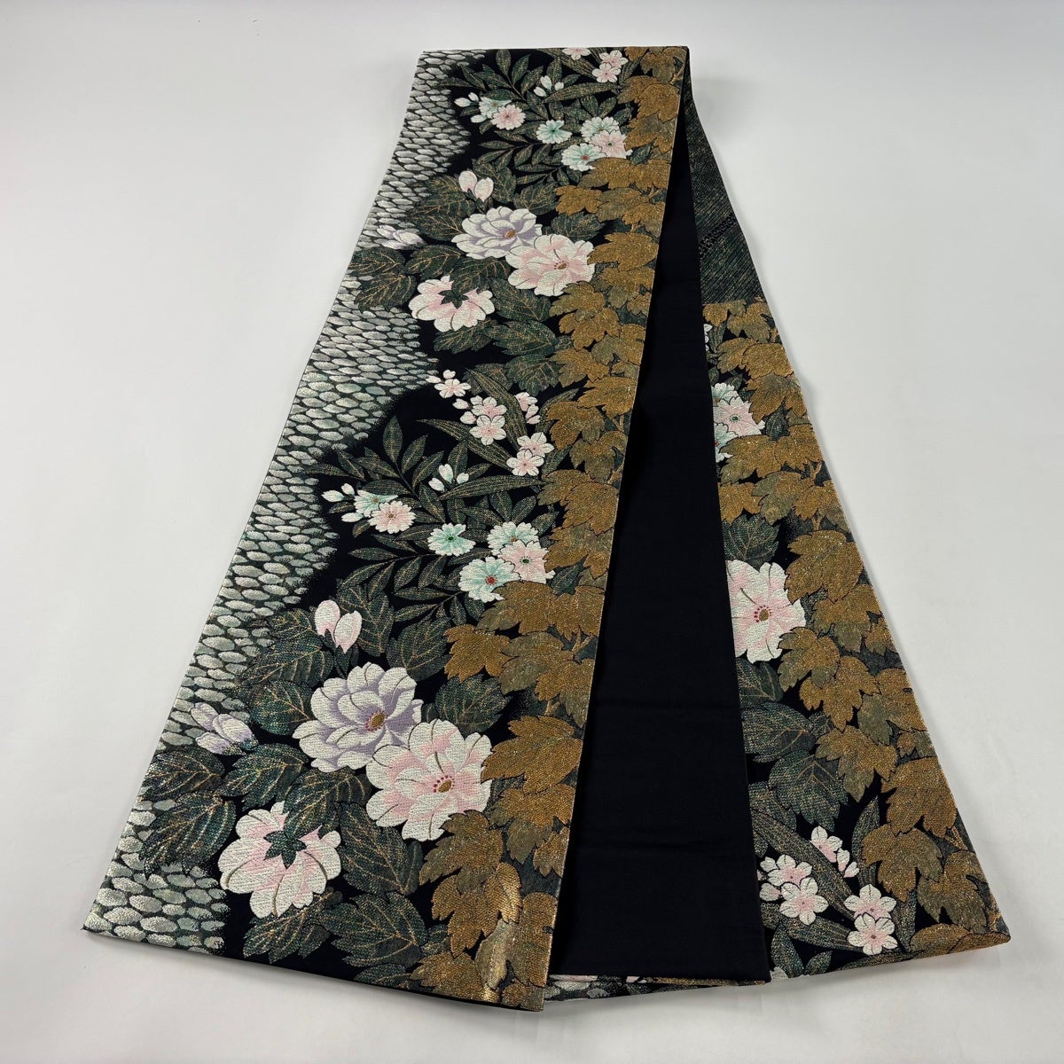 袋帯 秀品 草花 蔦 金糸 唐織 緑 六通 正絹｜中古・古着・リサイクル