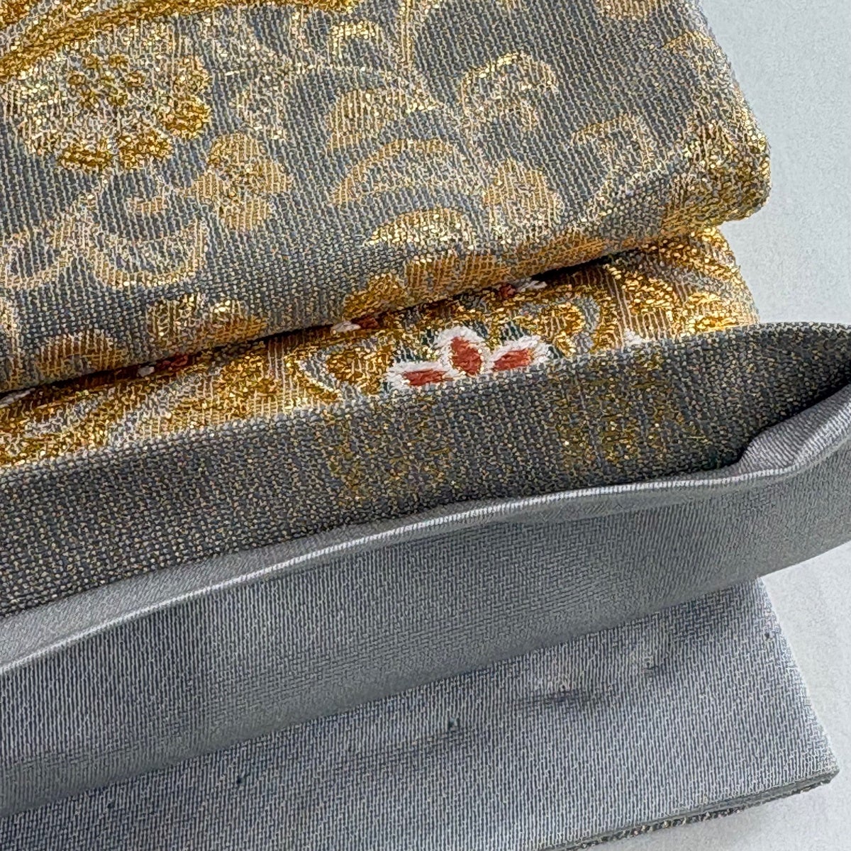 美品】 袋帯 秀品 鳳凰 華文 本金箔 金糸 灰色 六通 正絹｜中古・古着