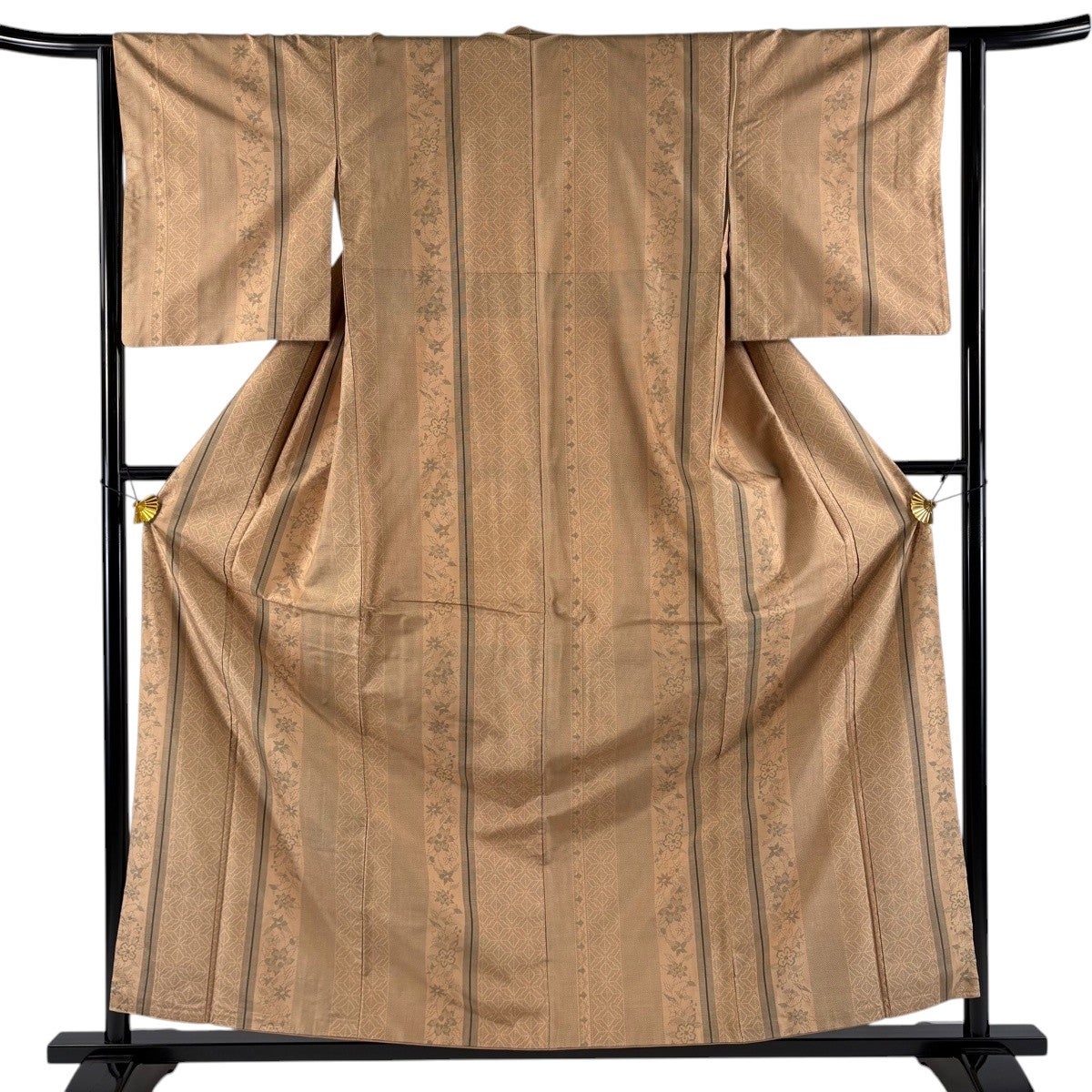 紬 身丈159cm 裄丈62cm S 袷 草花 縞 薄茶色 正絹 秀品｜中古・古着