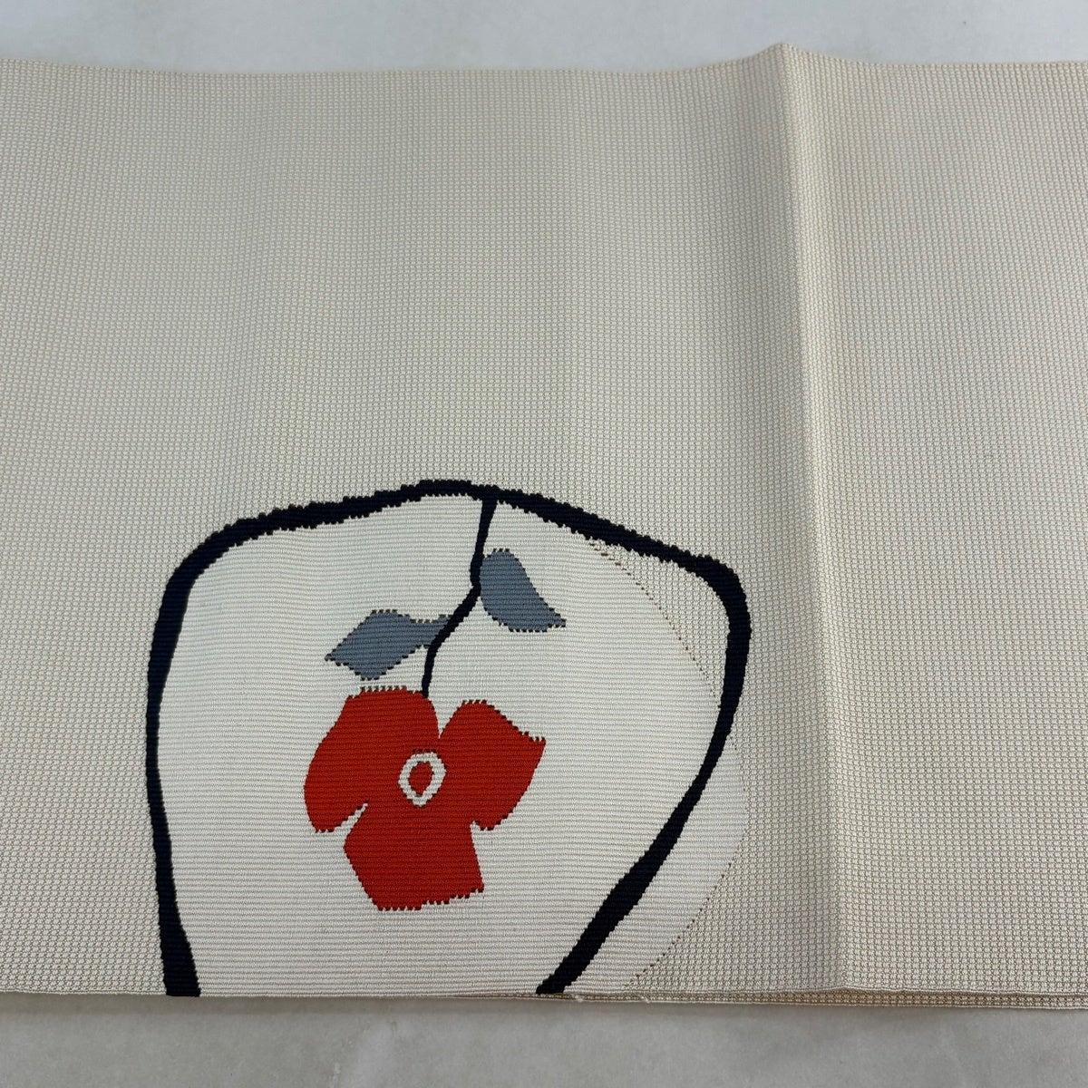 美品】 名古屋帯 優品 八寸名古屋帯 松葉仕立て 草花 クリーム 正絹
