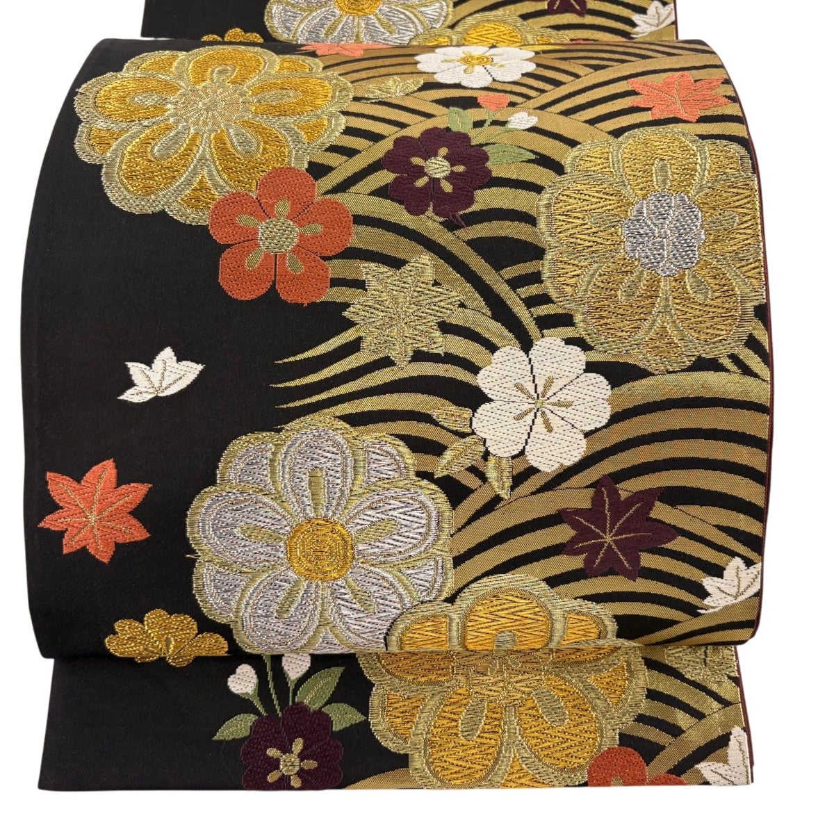美品】 袋帯 逸品 渡文 落款あり 唐草段花文 霞 草花 唐織 金銀糸 黒 美品】 袋帯 逸品 渡文 落款あり 唐草段花文 霞 草花 唐織 金銀糸 黒