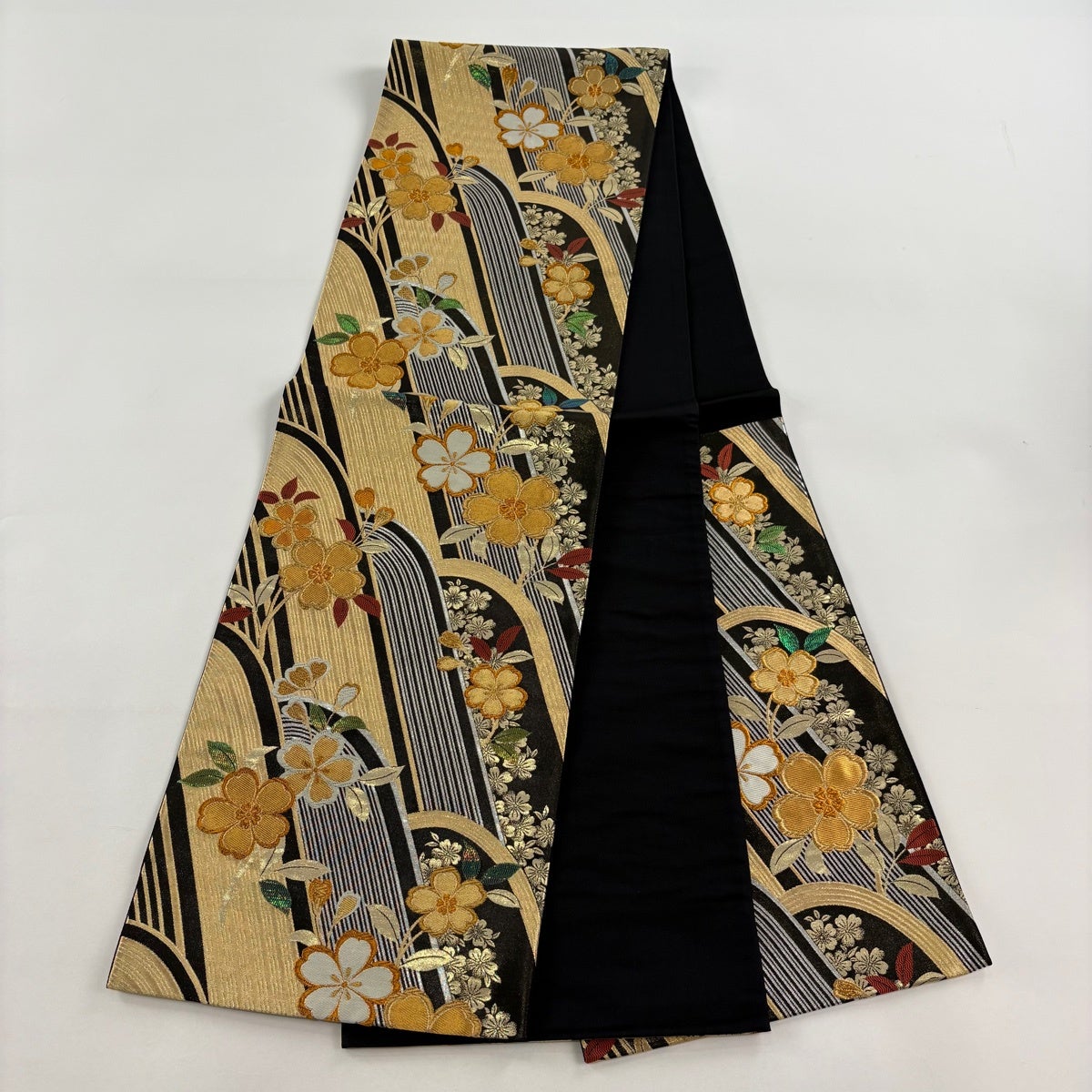 50%OFF 【美品】 袋帯 秀品 桜 波 唐織 箔 焦茶色 六通 正絹 K50｜中古