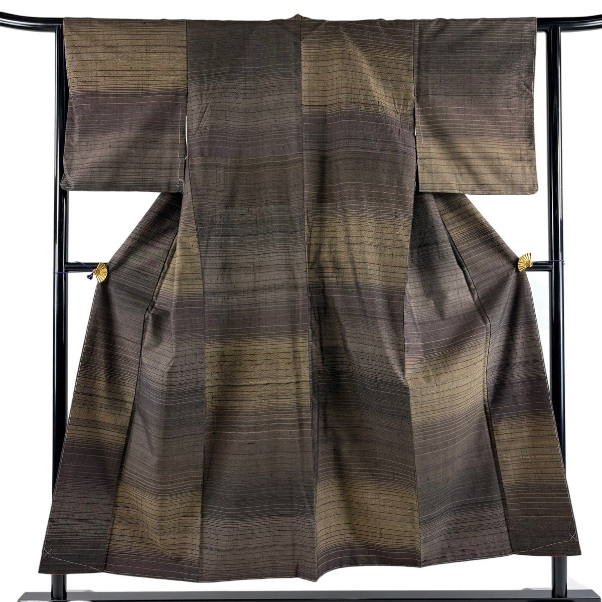 単衣　160cm　Lサイズ　渋茶　正絹紬　カジュアル　b318 美品】 紬 身丈151cm 裄丈62cm S 袷 縞 焦茶色 正絹 秀品｜中古・古着