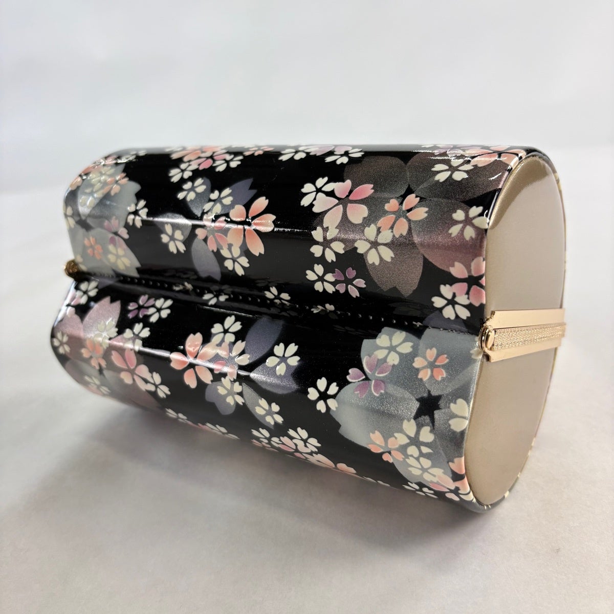 美品】和装バッグ 優品 フォーマル 桜 金銀彩 金色 エナメル 和装小物