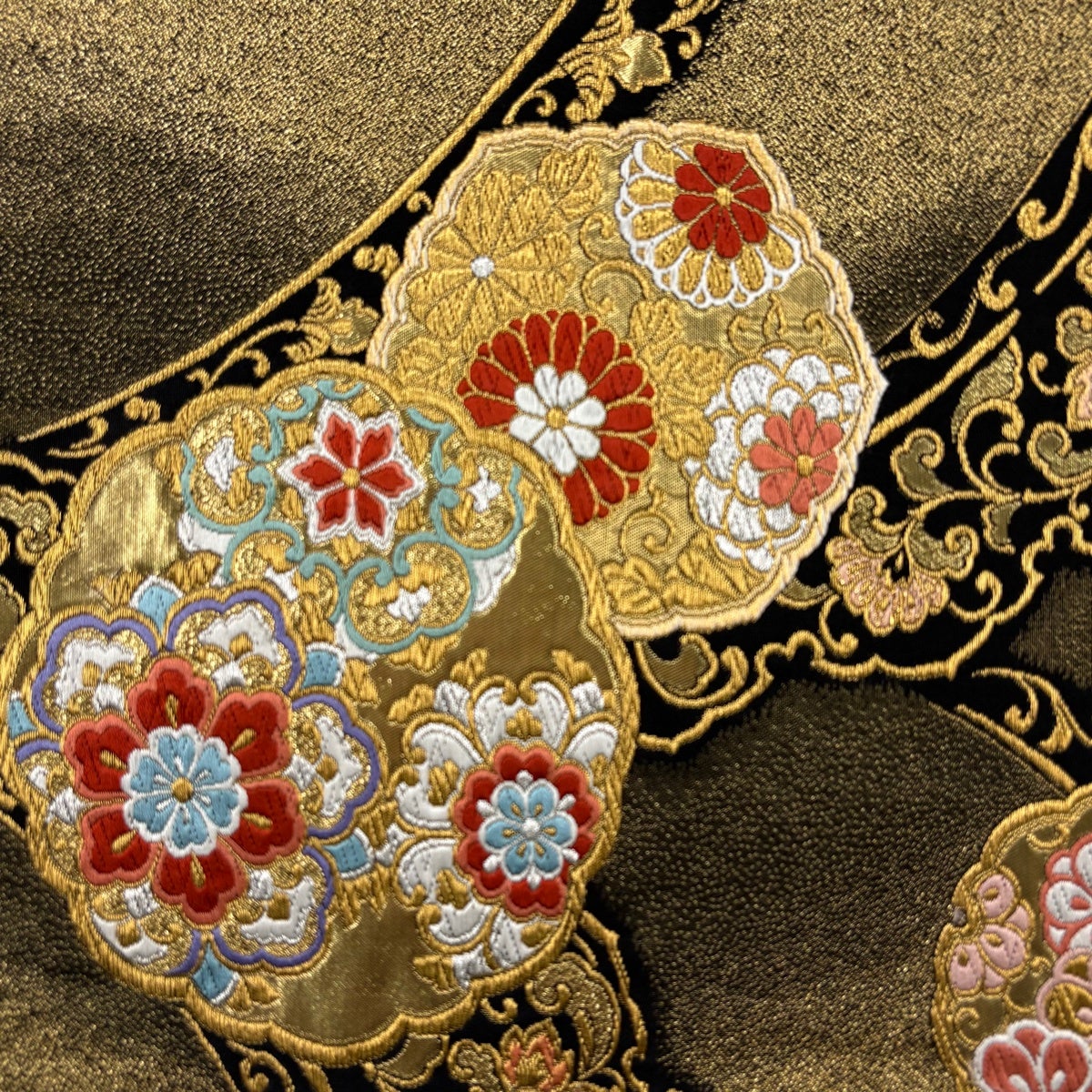 袋帯 秀品 華文 花唐草 金銀糸 箔 黒 六通 正絹｜中古・古着