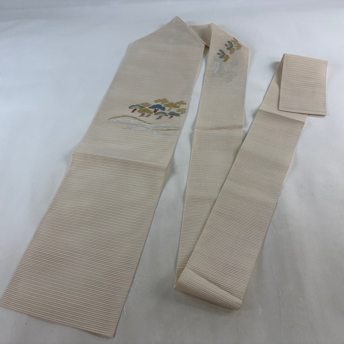 名古屋帯 名品 夏帯 絽 笠松 波 金糸 クリーム 正絹｜中古・古着