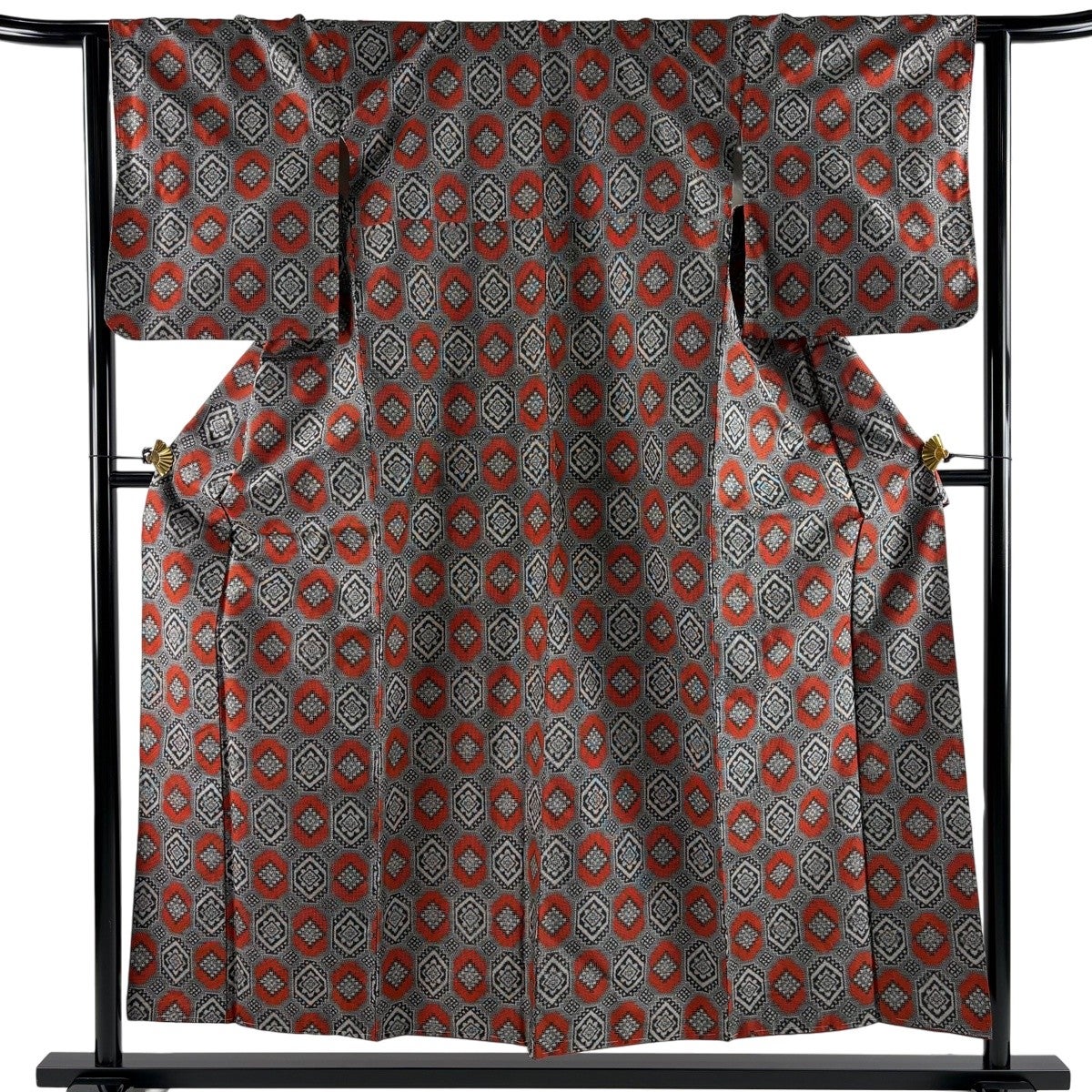紬 身丈157cm 裄丈62cm S 袷 亀甲 唐草 墨色 正絹 優品｜中古・古着