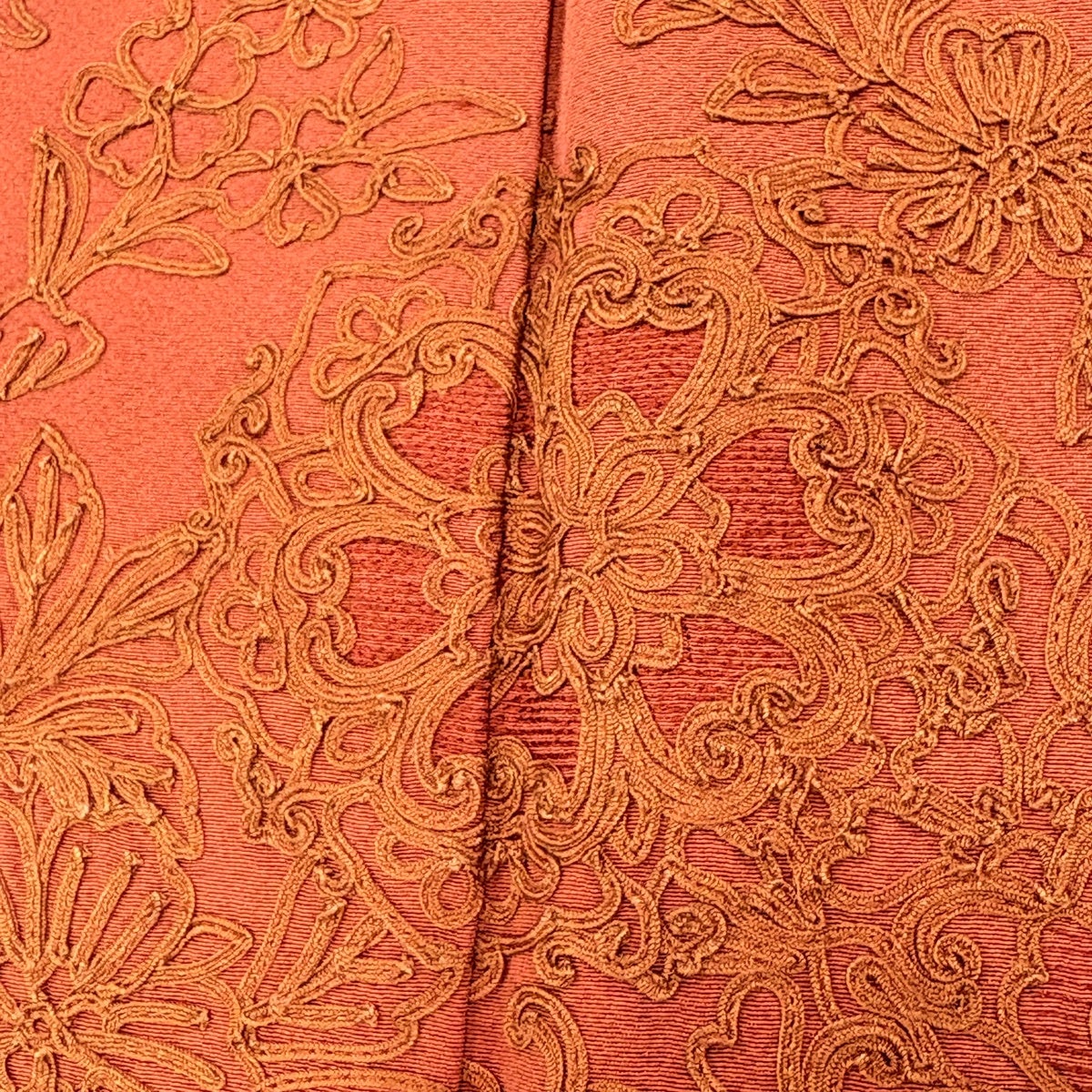 美品】 付下げ 身丈162.5cm 裄丈66cm M 袷 草花 刺繍 ぼかし オレンジ