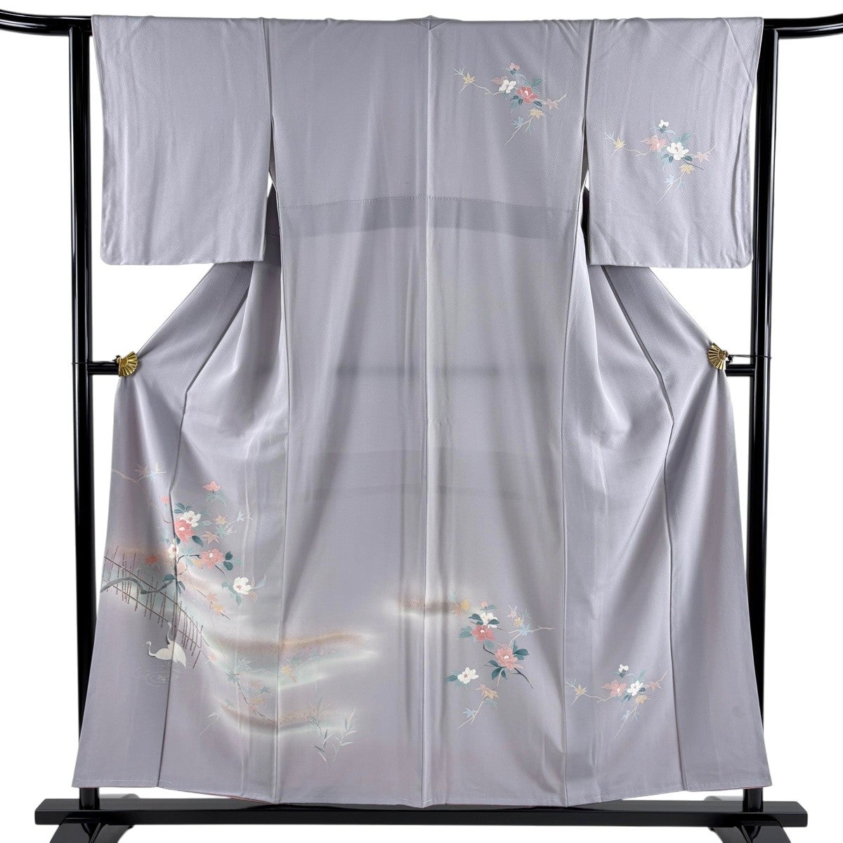 付下げ 身丈159cm 裄丈66.5cm M 袷 桜 流水 金彩 薄紫 正絹 秀品｜中古