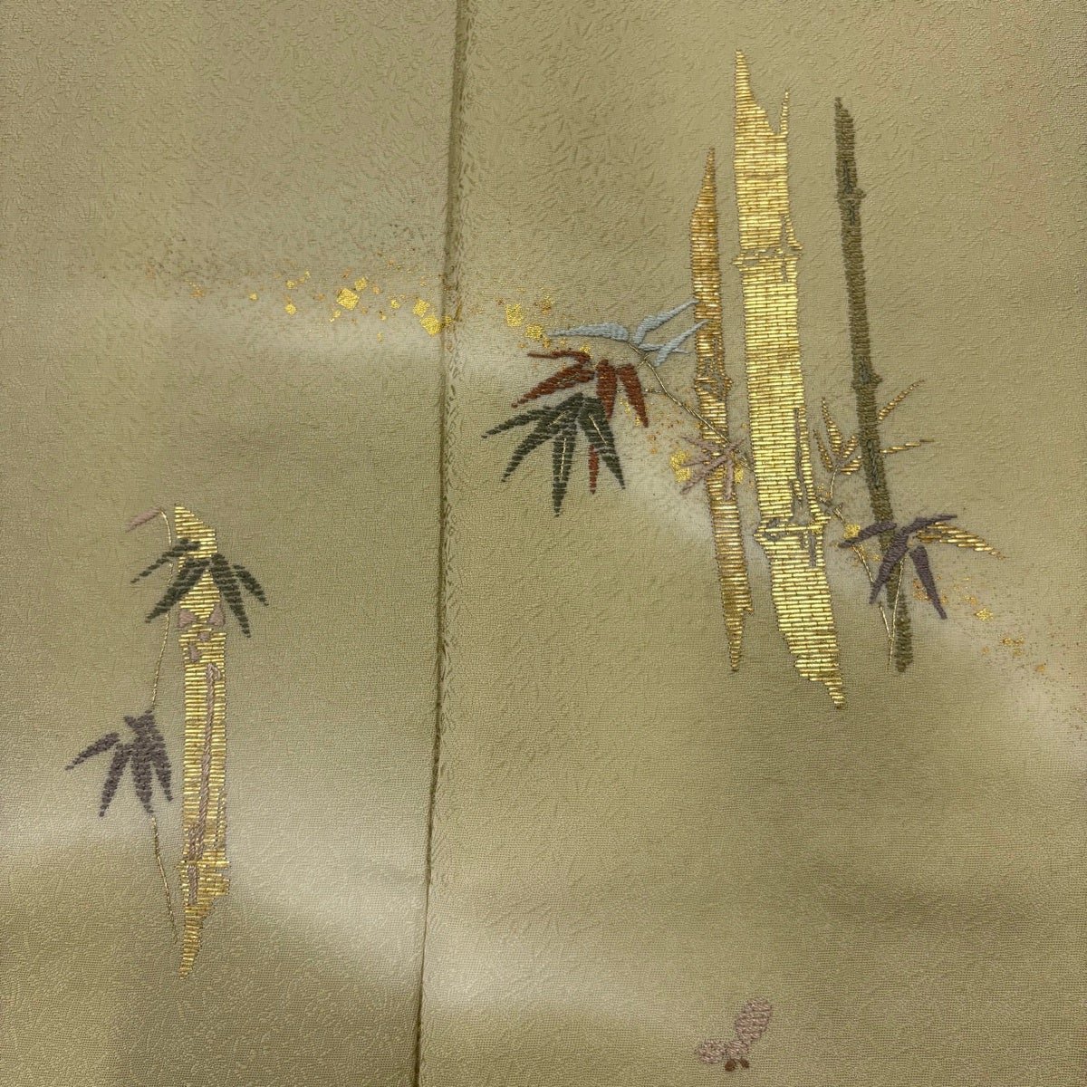 付下げ 身丈161cm 裄丈62cm S 袷 笹 鳳凰 箔 刺繍 抹茶色 正絹 秀品